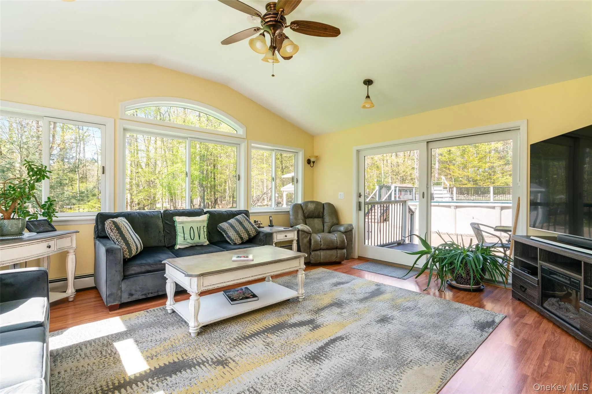 12 Oriole Drive, Woodstock, NY, 4 Bedrooms Bedrooms, 9 Rooms Rooms,2 BathroomsBathrooms,Residential,For Rent,Oriole,0,998204 12 Oriole Drive, Woodstock, NY, 4 Bedrooms Bedrooms, 9 Rooms Rooms,2 BathroomsBathrooms,Residential,For Rent,Oriole,0,998204