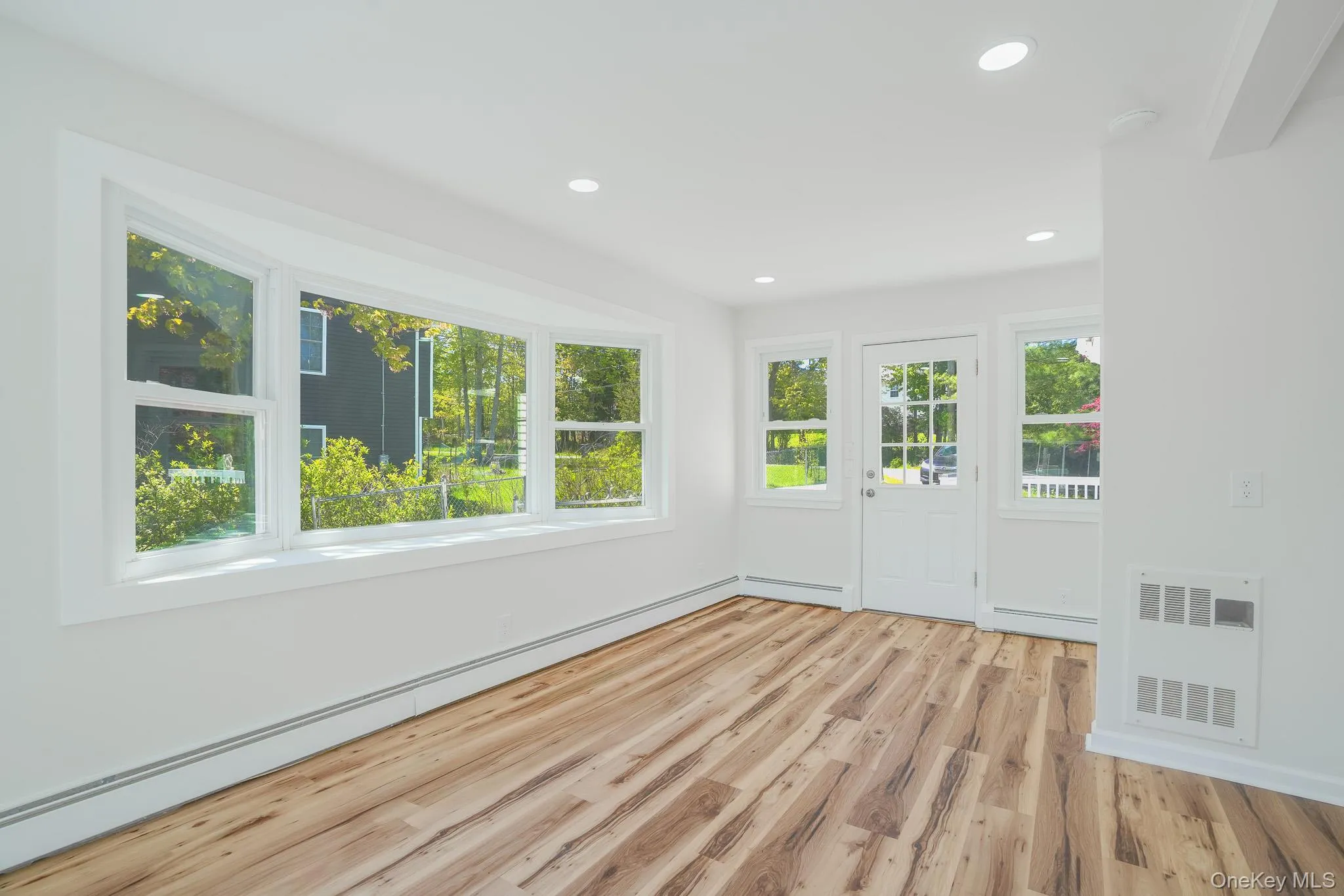 301 Mountain Avenue, Monroe, NY, 2 Bedrooms Bedrooms, 6 Rooms Rooms,1 BathroomBathrooms,Residential,For Rent,Mountain,0,998208 301 Mountain Avenue, Monroe, NY, 2 Bedrooms Bedrooms, 6 Rooms Rooms,1 BathroomBathrooms,Residential,For Rent,Mountain,0,998208
