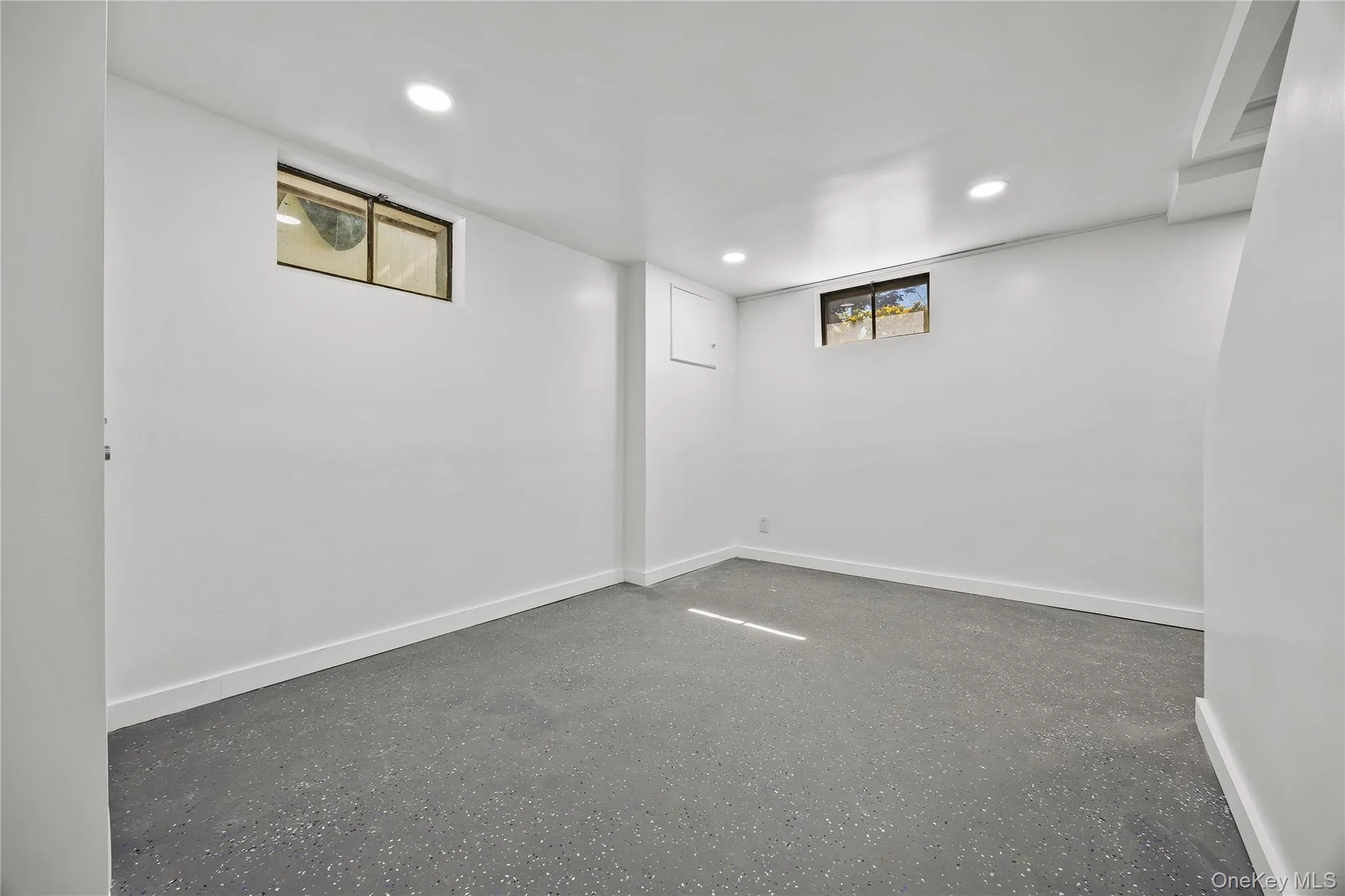 45 AKA 47 Portland Place, Yonkers, NY, 3 Bedrooms Bedrooms, 4 Rooms Rooms,2 BathroomsBathrooms,Residential,For Rent,Portland,0,998209 45 AKA 47 Portland Place, Yonkers, NY, 3 Bedrooms Bedrooms, 4 Rooms Rooms,2 BathroomsBathrooms,Residential,For Rent,Portland,0,998209