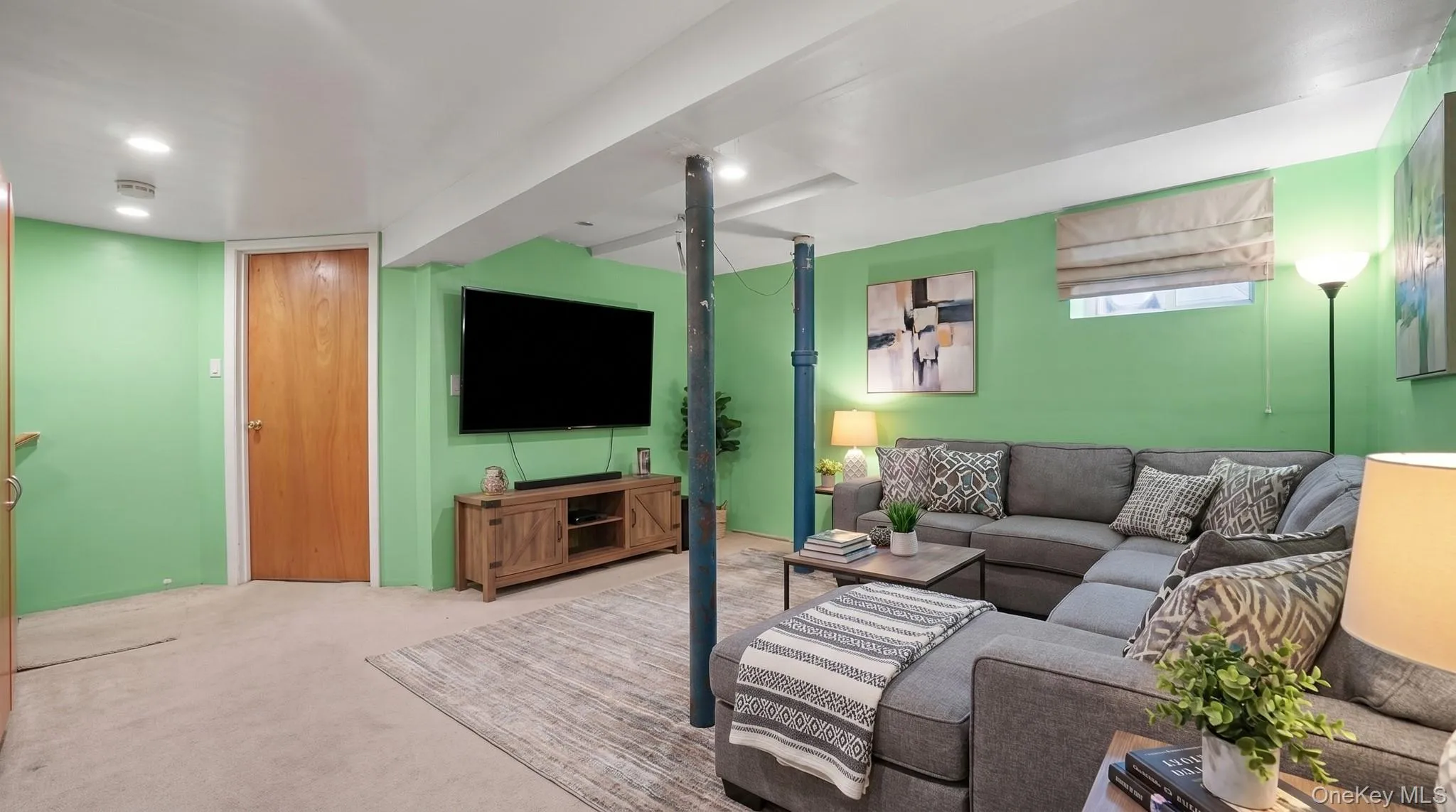 9023 207th Street, New York, NY, 3 Bedrooms Bedrooms, 12 Rooms Rooms,2 BathroomsBathrooms,Residential,For Rent,207th,0,998213 9023 207th Street, New York, NY, 3 Bedrooms Bedrooms, 12 Rooms Rooms,2 BathroomsBathrooms,Residential,For Rent,207th,0,998213