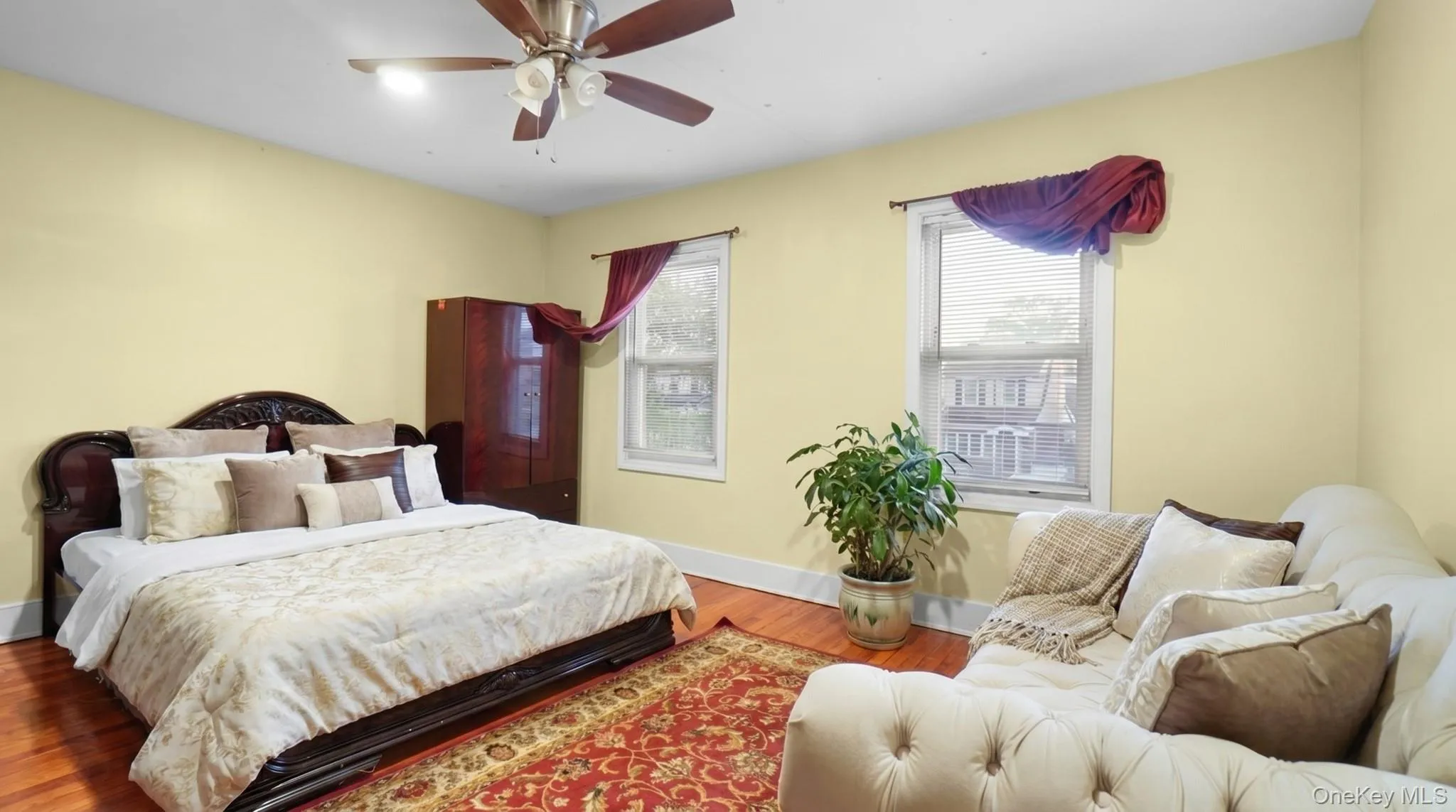 9023 207th Street, New York, NY, 3 Bedrooms Bedrooms, 12 Rooms Rooms,2 BathroomsBathrooms,Residential,For Rent,207th,0,998213 9023 207th Street, New York, NY, 3 Bedrooms Bedrooms, 12 Rooms Rooms,2 BathroomsBathrooms,Residential,For Rent,207th,0,998213