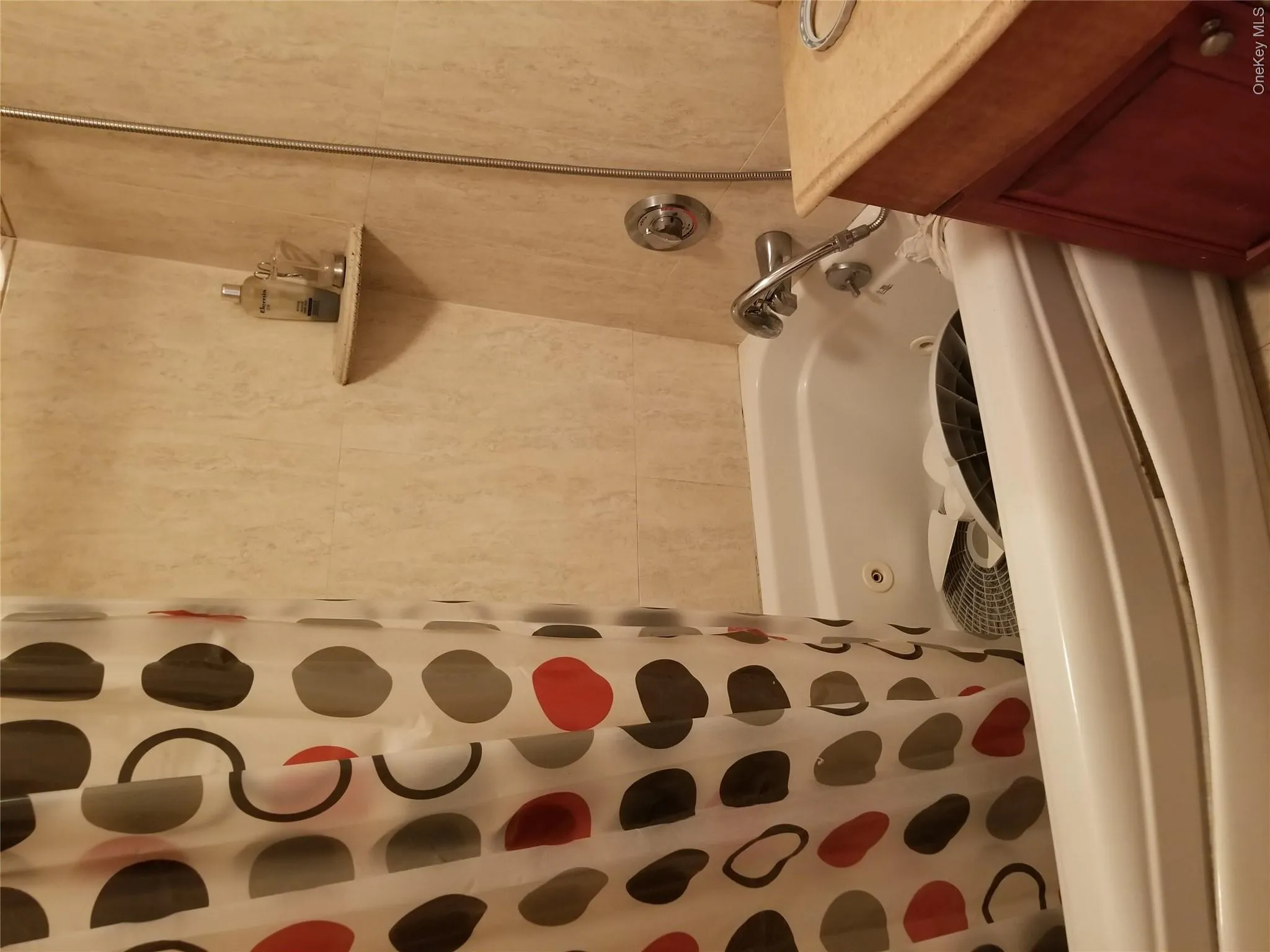 2012 Jerome Avenue, New York, NY, 3 Bedrooms Bedrooms, 7 Rooms Rooms,2 BathroomsBathrooms,Residential Sale,For Rent,Jerome,0,998215 2012 Jerome Avenue, New York, NY, 3 Bedrooms Bedrooms, 7 Rooms Rooms,2 BathroomsBathrooms,Residential Sale,For Rent,Jerome,0,998215