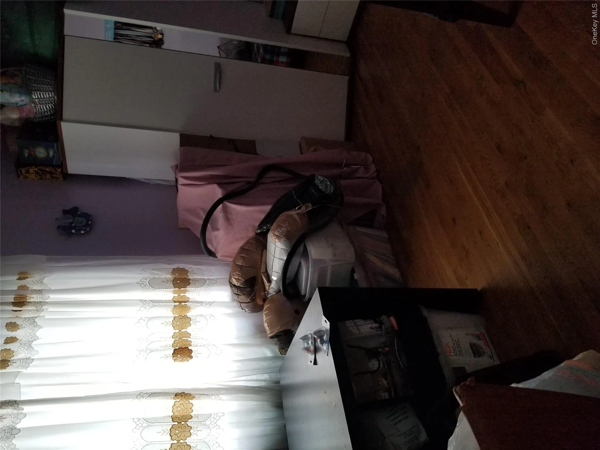 2012 Jerome Avenue, New York, NY, 3 Bedrooms Bedrooms, 7 Rooms Rooms,2 BathroomsBathrooms,Residential Sale,For Rent,Jerome,0,998215 2012 Jerome Avenue, New York, NY, 3 Bedrooms Bedrooms, 7 Rooms Rooms,2 BathroomsBathrooms,Residential Sale,For Rent,Jerome,0,998215
