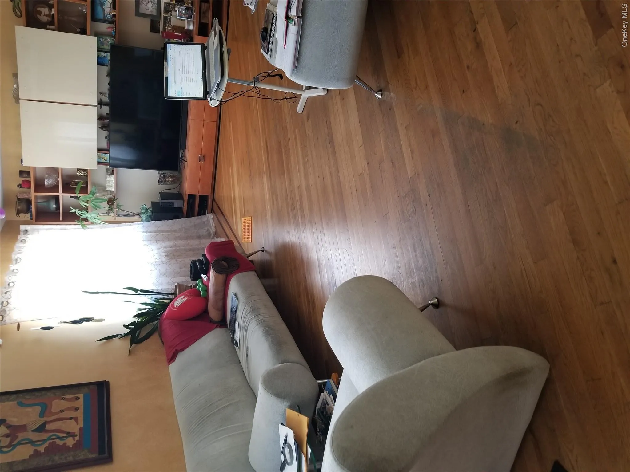 2012 Jerome Avenue, New York, NY, 3 Bedrooms Bedrooms, 7 Rooms Rooms,2 BathroomsBathrooms,Residential Sale,For Rent,Jerome,0,998215 2012 Jerome Avenue, New York, NY, 3 Bedrooms Bedrooms, 7 Rooms Rooms,2 BathroomsBathrooms,Residential Sale,For Rent,Jerome,0,998215