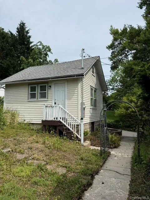 201 Franklin Street, Brookhaven, NY, 1 Room Rooms,1 BathroomBathrooms,Residential Lease,For Rent,Franklin,0,998227 201 Franklin Street, Brookhaven, NY, 1 Room Rooms,1 BathroomBathrooms,Residential Lease,For Rent,Franklin,0,998227