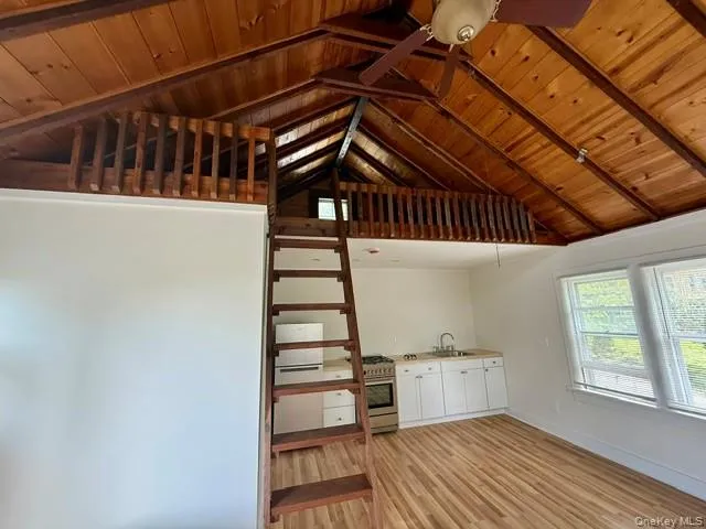 201 Franklin Street, Brookhaven, NY, 1 Room Rooms,1 BathroomBathrooms,Residential Lease,For Rent,Franklin,0,998227 201 Franklin Street, Brookhaven, NY, 1 Room Rooms,1 BathroomBathrooms,Residential Lease,For Rent,Franklin,0,998227