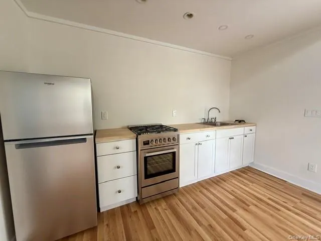 201 Franklin Street, Brookhaven, NY, 1 Room Rooms,1 BathroomBathrooms,Residential Lease,For Rent,Franklin,0,998227 201 Franklin Street, Brookhaven, NY, 1 Room Rooms,1 BathroomBathrooms,Residential Lease,For Rent,Franklin,0,998227