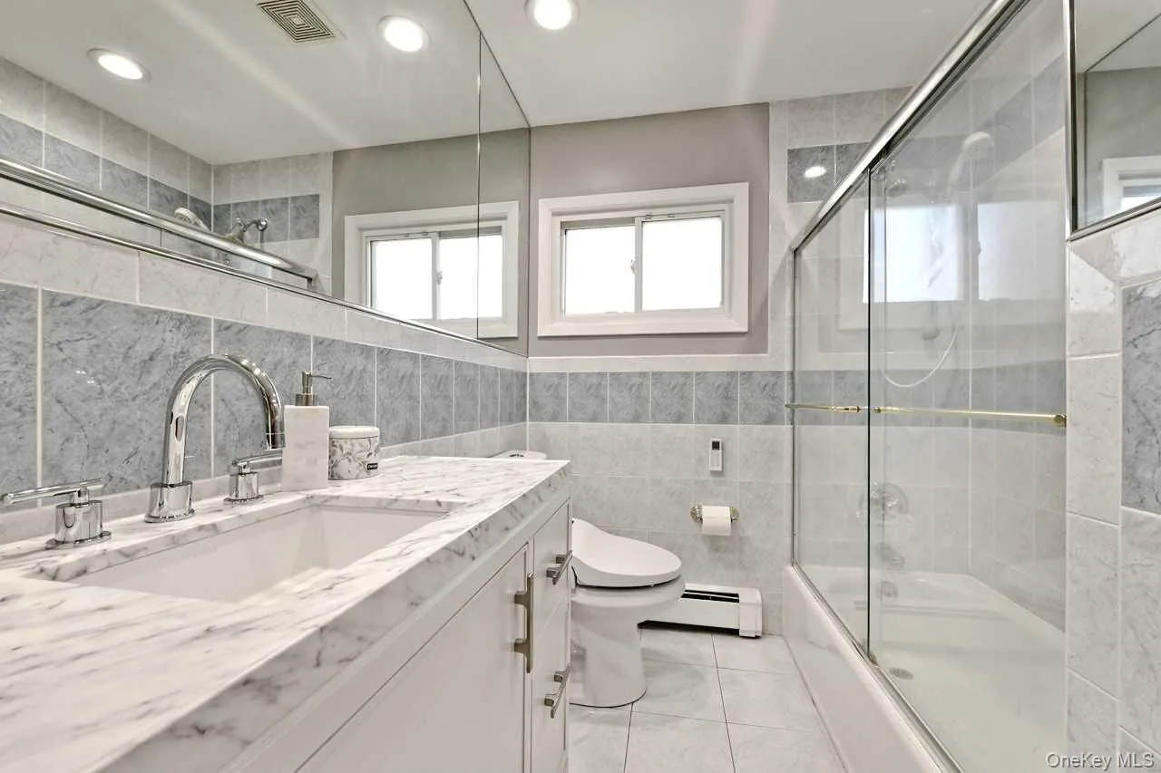 18 Shelter Hill Road, Oyster Bay, NY, 3 Bedrooms Bedrooms, 7 Rooms Rooms,2 BathroomsBathrooms,Residential Lease,For Rent,Shelter Hill,0,998228 18 Shelter Hill Road, Oyster Bay, NY, 3 Bedrooms Bedrooms, 7 Rooms Rooms,2 BathroomsBathrooms,Residential Lease,For Rent,Shelter Hill,0,998228