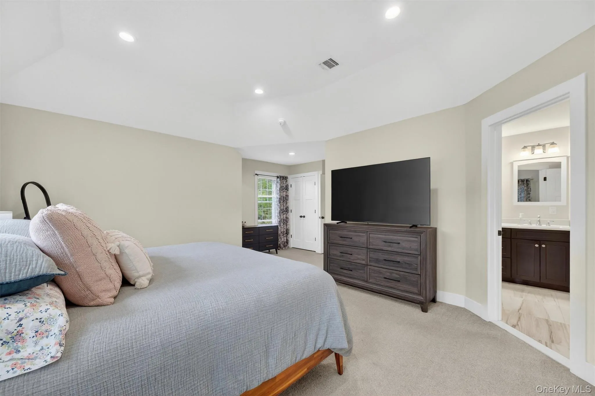 107 Debra Lane, New Windsor, NY, 4 Bedrooms Bedrooms, 7 Rooms Rooms,2 BathroomsBathrooms,Residential Sale,For Rent,Debra,0,998229 107 Debra Lane, New Windsor, NY, 4 Bedrooms Bedrooms, 7 Rooms Rooms,2 BathroomsBathrooms,Residential Sale,For Rent,Debra,0,998229