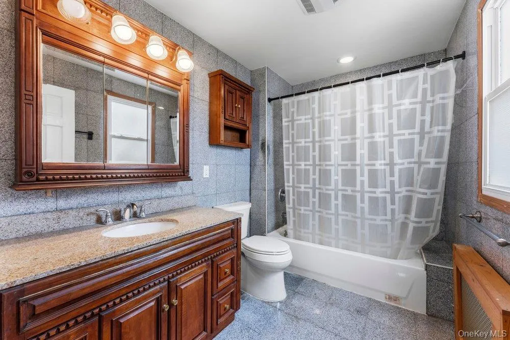 99 Norwood Avenue, Hempstead, NY, 4 Bedrooms Bedrooms, 7 Rooms Rooms,2 BathroomsBathrooms,Residential,For Rent,Norwood,0,998230 99 Norwood Avenue, Hempstead, NY, 4 Bedrooms Bedrooms, 7 Rooms Rooms,2 BathroomsBathrooms,Residential,For Rent,Norwood,0,998230
