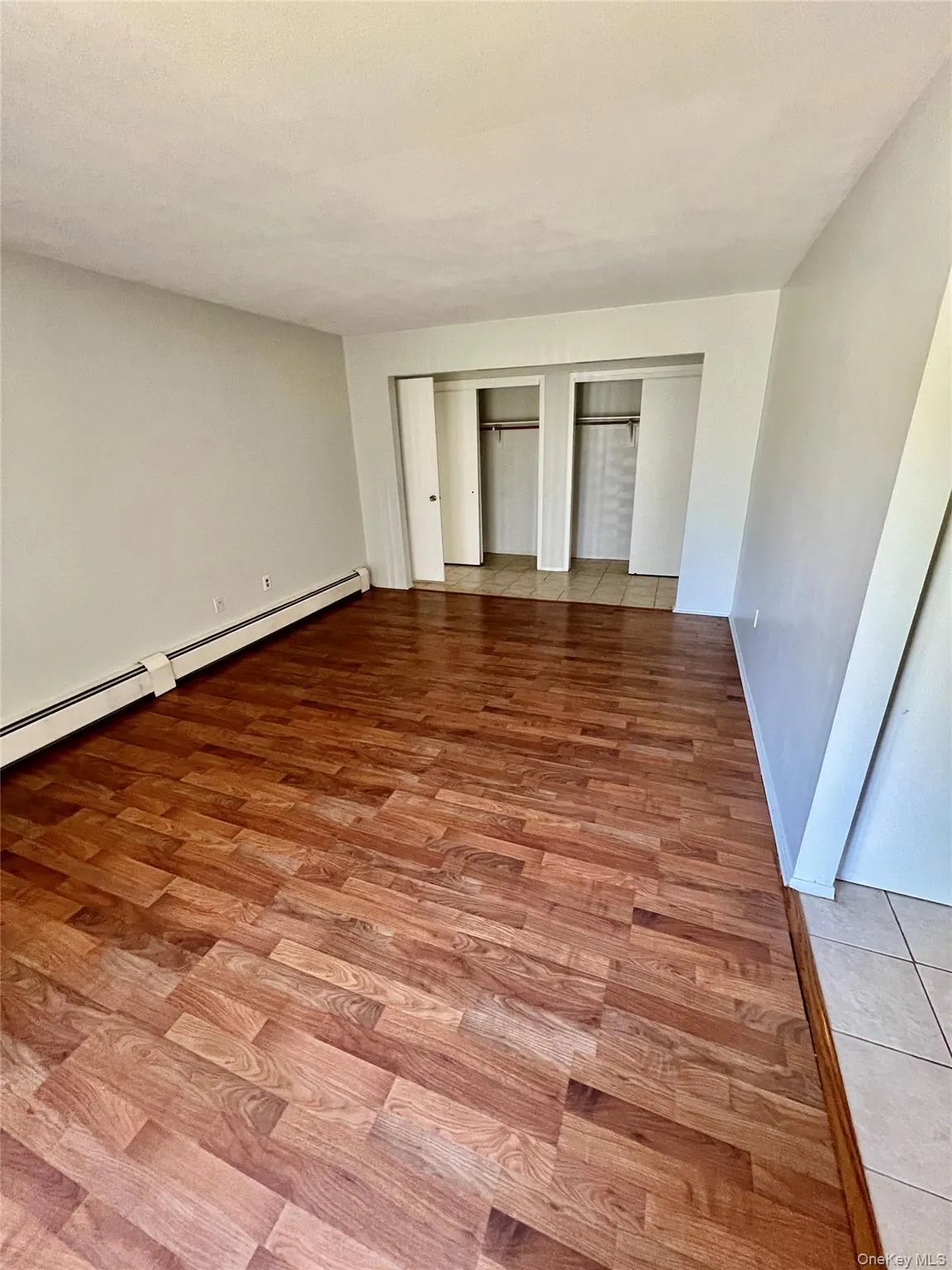 1 Heritage Drive, Woodbury, NY, 1 Bedroom Bedrooms, 5 Rooms Rooms,1 BathroomBathrooms,Residential Lease,For Rent,Heritage,0,998232 1 Heritage Drive, Woodbury, NY, 1 Bedroom Bedrooms, 5 Rooms Rooms,1 BathroomBathrooms,Residential Lease,For Rent,Heritage,0,998232