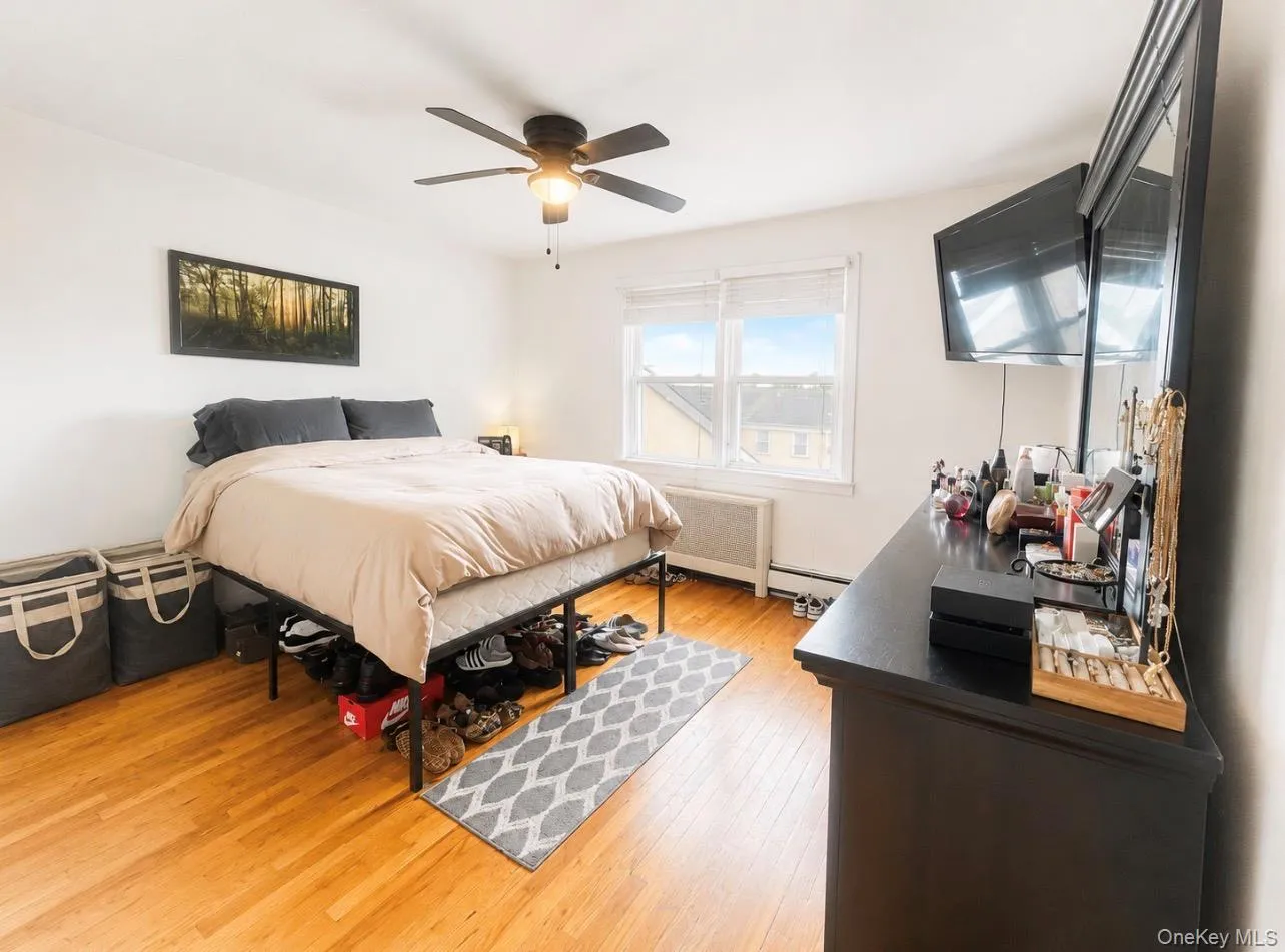 71-03 252nd, New York, NY, 1 Bedroom Bedrooms, 4 Rooms Rooms,1 BathroomBathrooms,Residential Sale,For Rent,252nd,0,998233 71-03 252nd, New York, NY, 1 Bedroom Bedrooms, 4 Rooms Rooms,1 BathroomBathrooms,Residential Sale,For Rent,252nd,0,998233