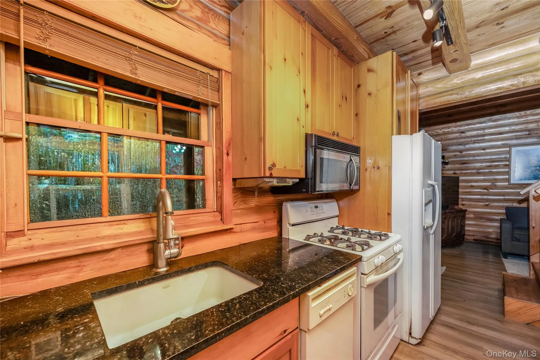 3010 Hulse Landing, Riverhead, NY, 1 Bedroom Bedrooms, 4 Rooms Rooms,1 BathroomBathrooms,Residential Sale,For Rent,Hulse Landing,0,998240 3010 Hulse Landing, Riverhead, NY, 1 Bedroom Bedrooms, 4 Rooms Rooms,1 BathroomBathrooms,Residential Sale,For Rent,Hulse Landing,0,998240