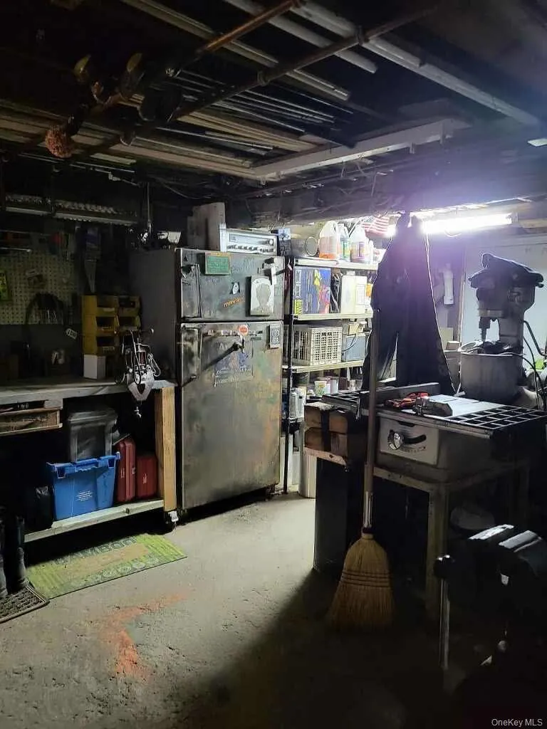 Work shop area Work shop area