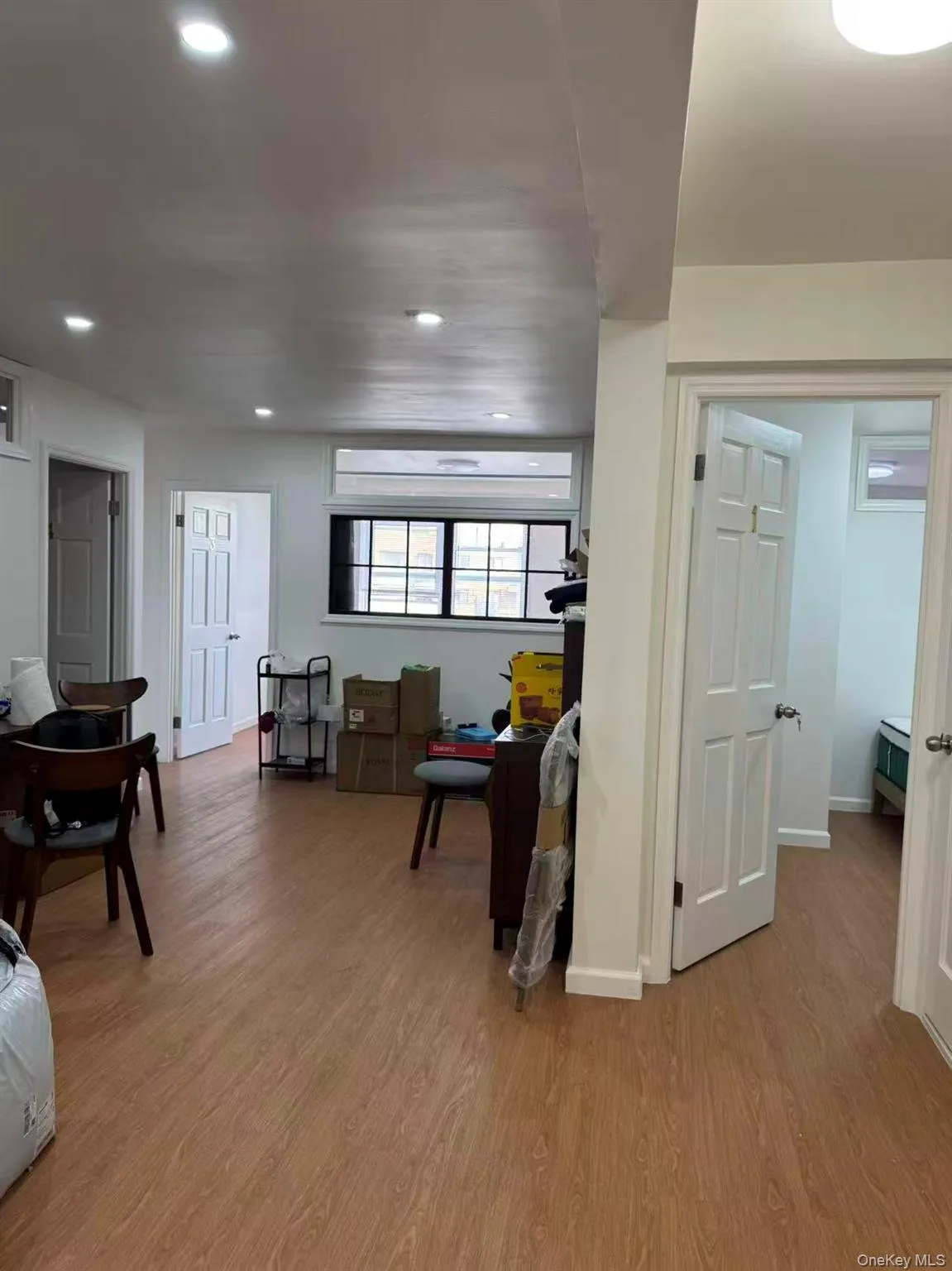 41-25 kissena Boulevard, New York, NY, 1 Bedroom Bedrooms, 4 Rooms Rooms,1 BathroomBathrooms,Residential Sale,For Rent,kissena,0,998284 41-25 kissena Boulevard, New York, NY, 1 Bedroom Bedrooms, 4 Rooms Rooms,1 BathroomBathrooms,Residential Sale,For Rent,kissena,0,998284