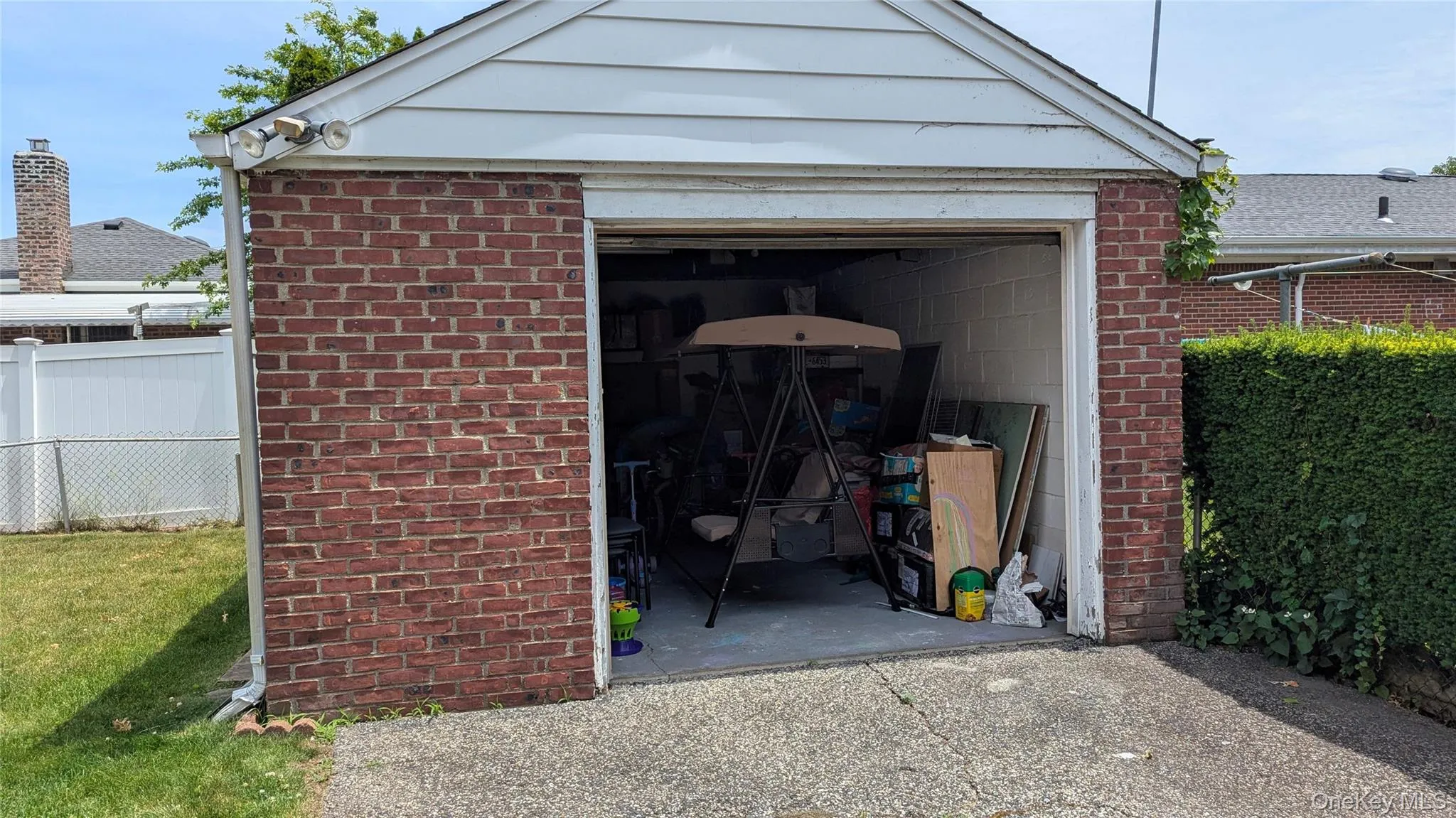 Garage Garage