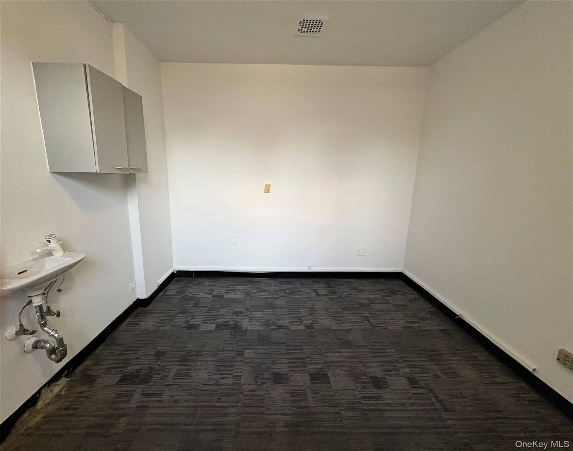86-35 Queens Blvd, New York, NY, ,Commercial Lease,For Rent,Queens Blvd,0,998287 86-35 Queens Blvd, New York, NY, ,Commercial Lease,For Rent,Queens Blvd,0,998287
