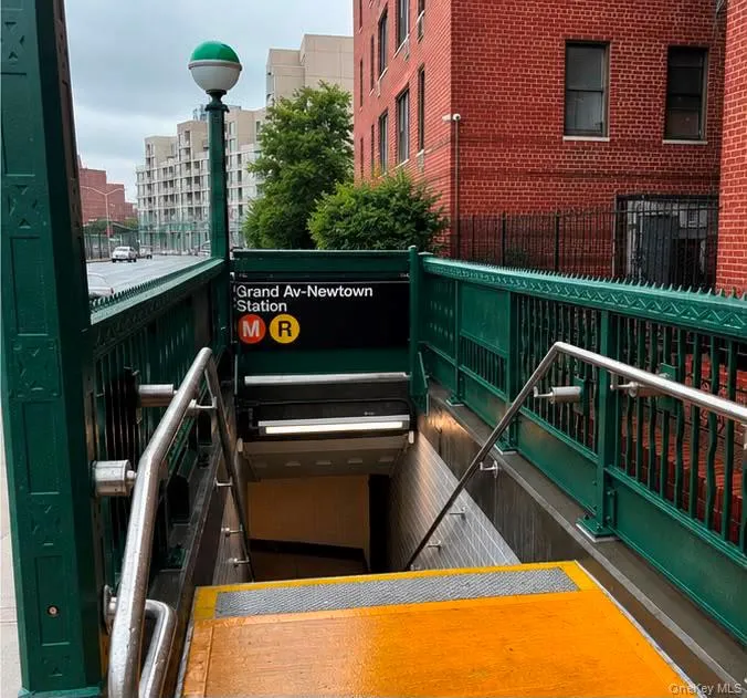 86-35 Queens Blvd, New York, NY, ,Commercial Lease,For Rent,Queens Blvd,0,998287 86-35 Queens Blvd, New York, NY, ,Commercial Lease,For Rent,Queens Blvd,0,998287