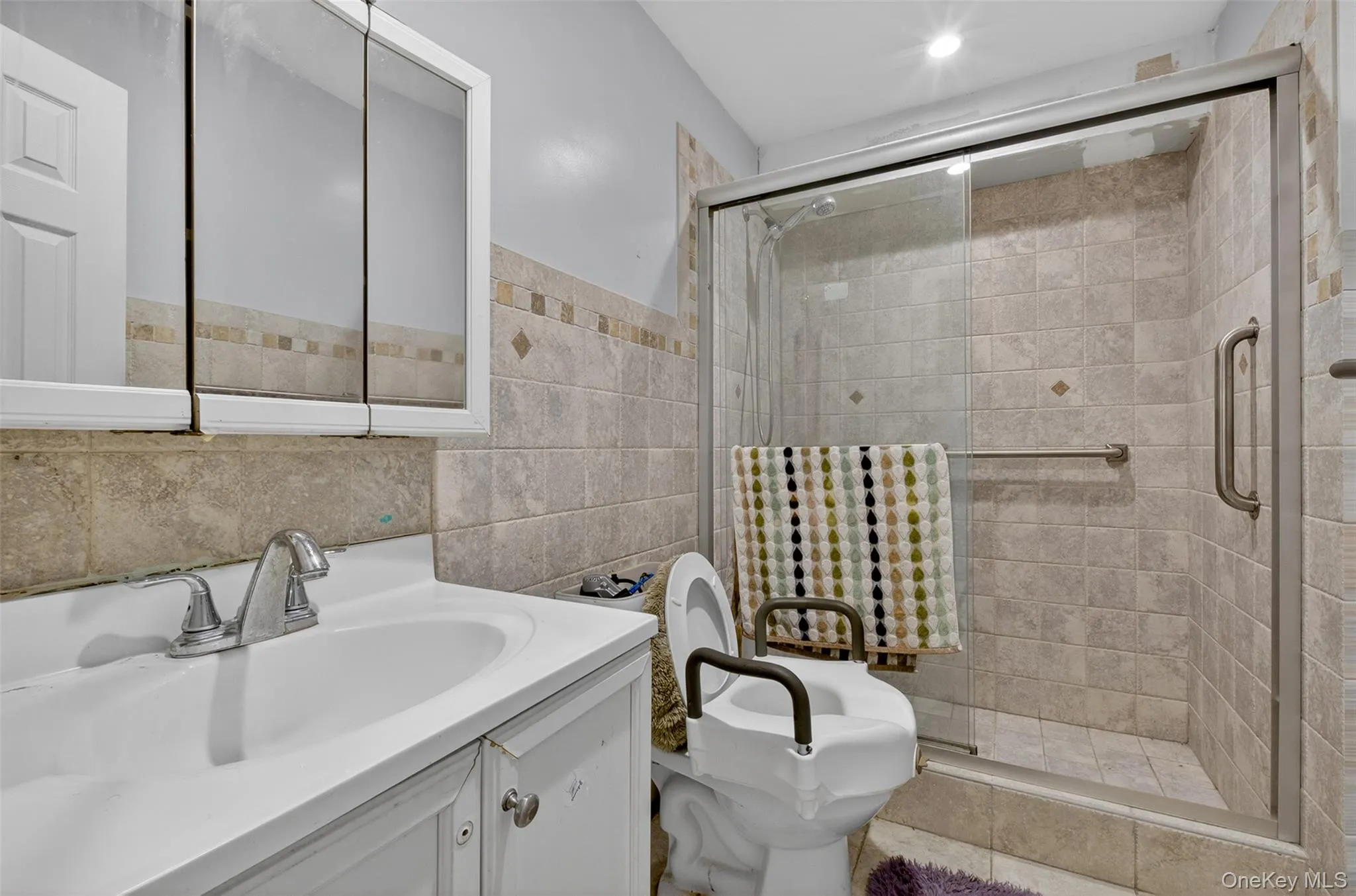 8842 87th Street, New York, NY, 3 Bedrooms Bedrooms, 5 Rooms Rooms,2 BathroomsBathrooms,Residential Sale,For Rent,87th,0,998289 8842 87th Street, New York, NY, 3 Bedrooms Bedrooms, 5 Rooms Rooms,2 BathroomsBathrooms,Residential Sale,For Rent,87th,0,998289