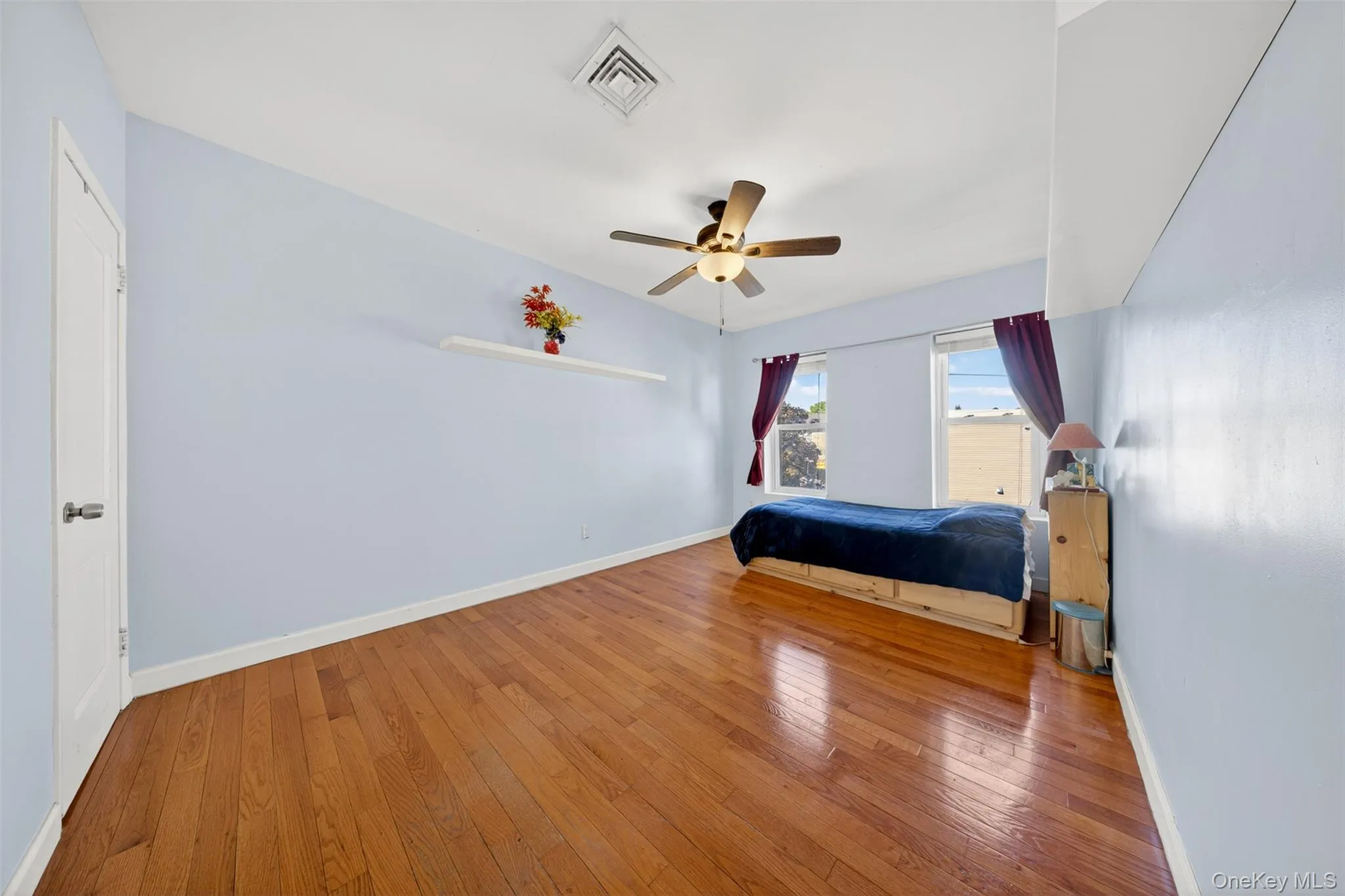 8842 87th Street, New York, NY, 3 Bedrooms Bedrooms, 5 Rooms Rooms,2 BathroomsBathrooms,Residential Sale,For Rent,87th,0,998289 8842 87th Street, New York, NY, 3 Bedrooms Bedrooms, 5 Rooms Rooms,2 BathroomsBathrooms,Residential Sale,For Rent,87th,0,998289