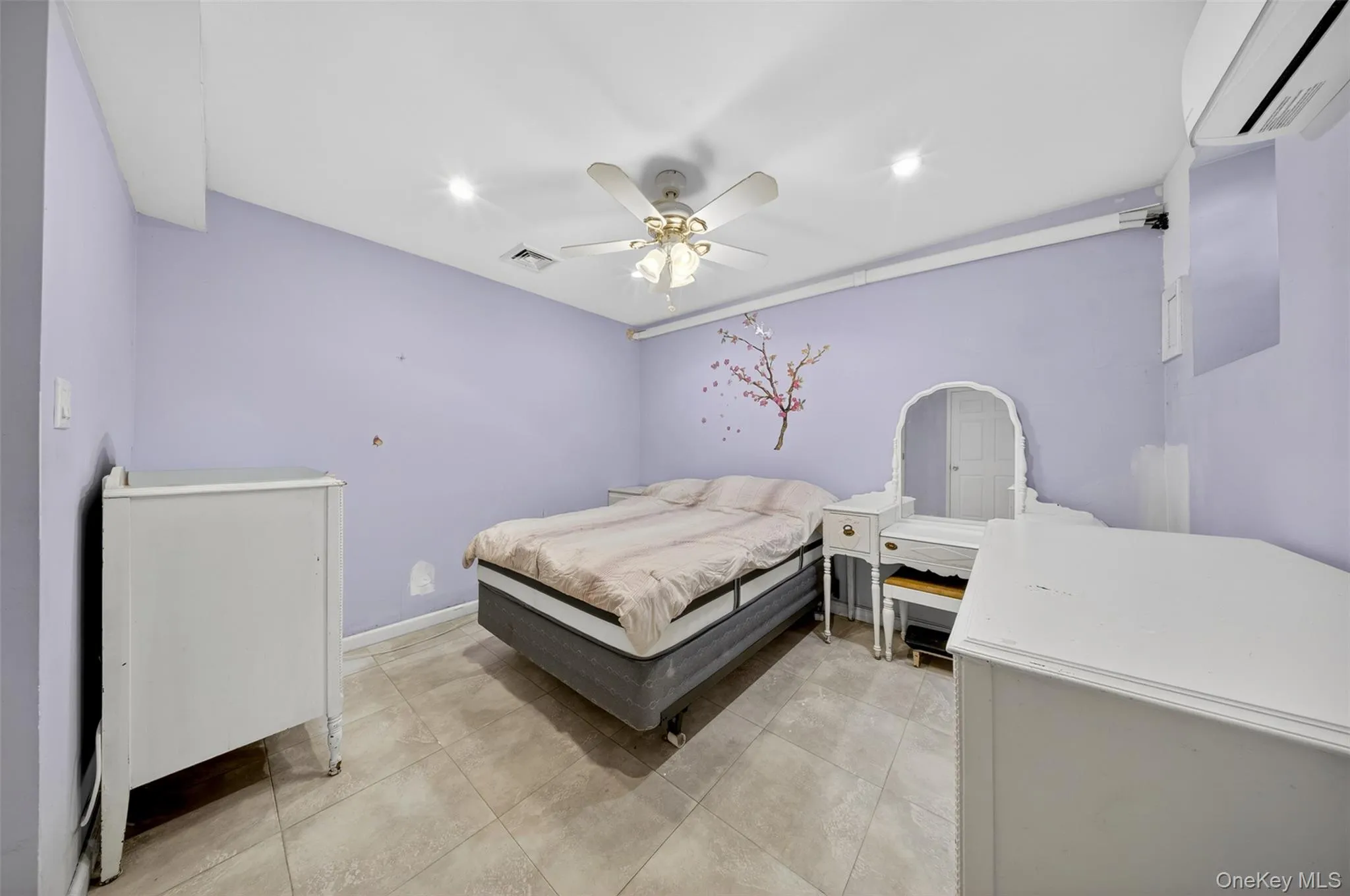 8842 87th Street, New York, NY, 3 Bedrooms Bedrooms, 5 Rooms Rooms,2 BathroomsBathrooms,Residential Sale,For Rent,87th,0,998289 8842 87th Street, New York, NY, 3 Bedrooms Bedrooms, 5 Rooms Rooms,2 BathroomsBathrooms,Residential Sale,For Rent,87th,0,998289