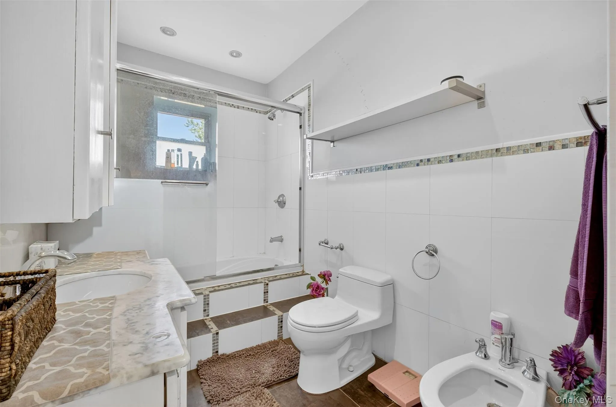 8842 87th Street, New York, NY, 3 Bedrooms Bedrooms, 5 Rooms Rooms,2 BathroomsBathrooms,Residential Sale,For Rent,87th,0,998289 8842 87th Street, New York, NY, 3 Bedrooms Bedrooms, 5 Rooms Rooms,2 BathroomsBathrooms,Residential Sale,For Rent,87th,0,998289