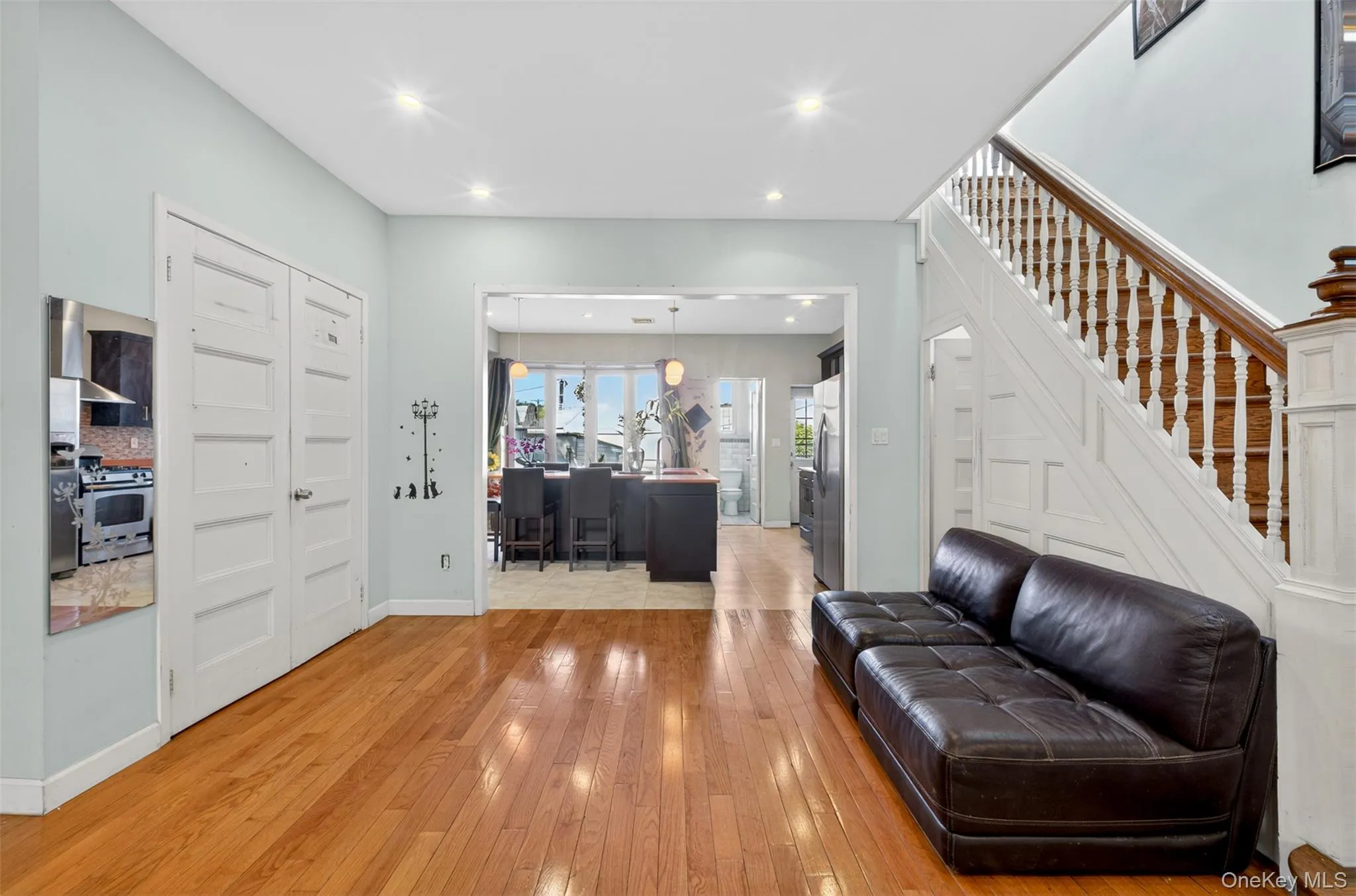 8842 87th Street, New York, NY, 3 Bedrooms Bedrooms, 5 Rooms Rooms,2 BathroomsBathrooms,Residential Sale,For Rent,87th,0,998289 8842 87th Street, New York, NY, 3 Bedrooms Bedrooms, 5 Rooms Rooms,2 BathroomsBathrooms,Residential Sale,For Rent,87th,0,998289