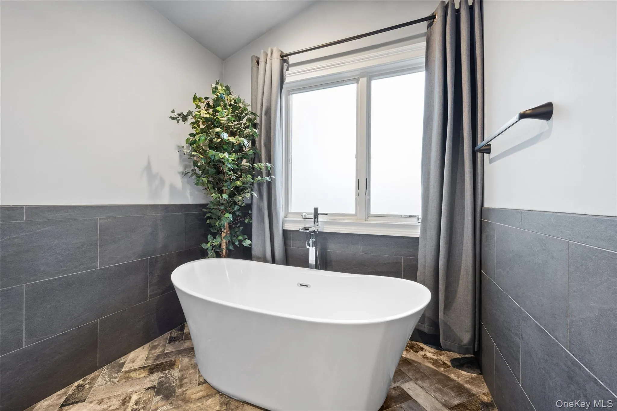 48 Westwood Drive, Brookhaven, NY, 3 Bedrooms Bedrooms, 5 Rooms Rooms,3 BathroomsBathrooms,Residential,For Rent,Westwood,0,998290 48 Westwood Drive, Brookhaven, NY, 3 Bedrooms Bedrooms, 5 Rooms Rooms,3 BathroomsBathrooms,Residential,For Rent,Westwood,0,998290