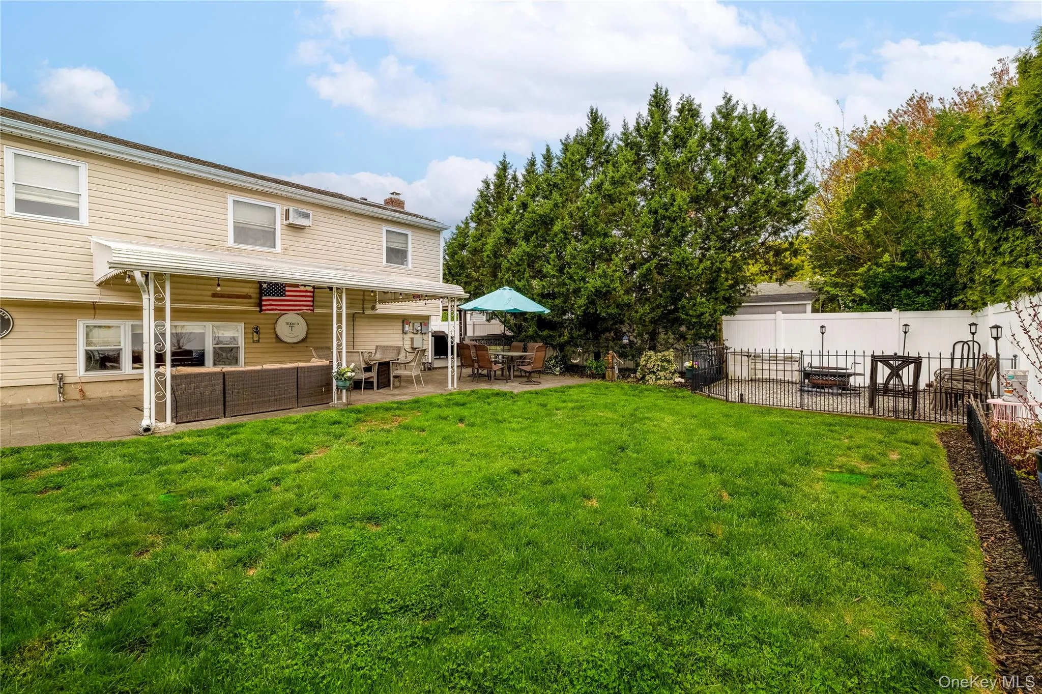 851 Elmwood Road, West Babylon, NY, 3 Bedrooms Bedrooms, 8 Rooms Rooms,2 BathroomsBathrooms,Residential,For Rent,Elmwood,0,998292 851 Elmwood Road, West Babylon, NY, 3 Bedrooms Bedrooms, 8 Rooms Rooms,2 BathroomsBathrooms,Residential,For Rent,Elmwood,0,998292