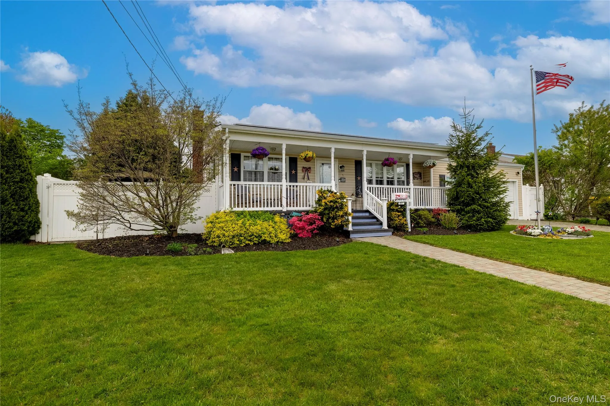 851 Elmwood Road, West Babylon, NY, 3 Bedrooms Bedrooms, 8 Rooms Rooms,2 BathroomsBathrooms,Residential,For Rent,Elmwood,0,998292 851 Elmwood Road, West Babylon, NY, 3 Bedrooms Bedrooms, 8 Rooms Rooms,2 BathroomsBathrooms,Residential,For Rent,Elmwood,0,998292