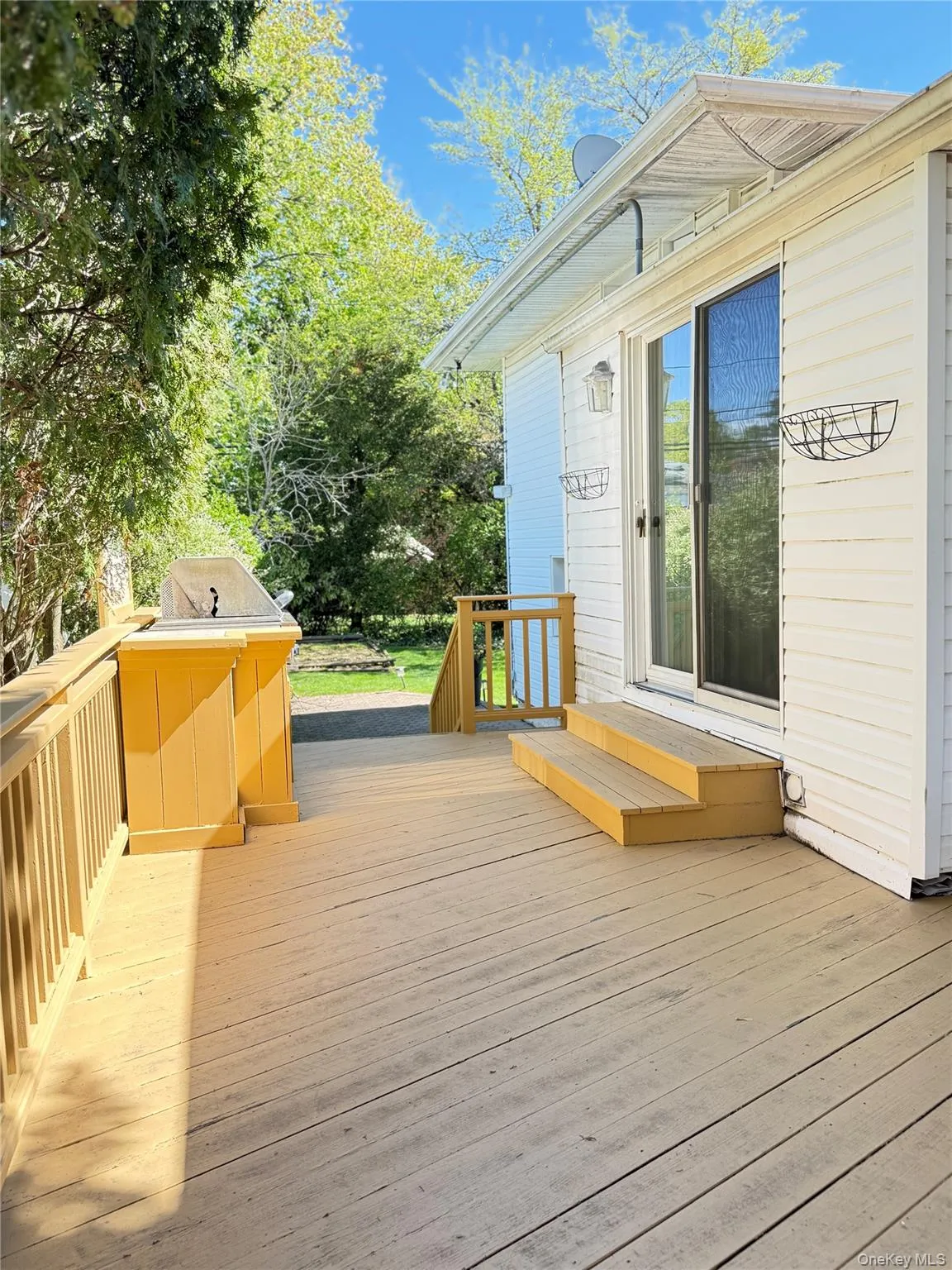 14 Millpond, Oyster Bay, NY, 3 Bedrooms Bedrooms, 7 Rooms Rooms,2 BathroomsBathrooms,Residential Lease,For Rent,Millpond,0,998295 14 Millpond, Oyster Bay, NY, 3 Bedrooms Bedrooms, 7 Rooms Rooms,2 BathroomsBathrooms,Residential Lease,For Rent,Millpond,0,998295