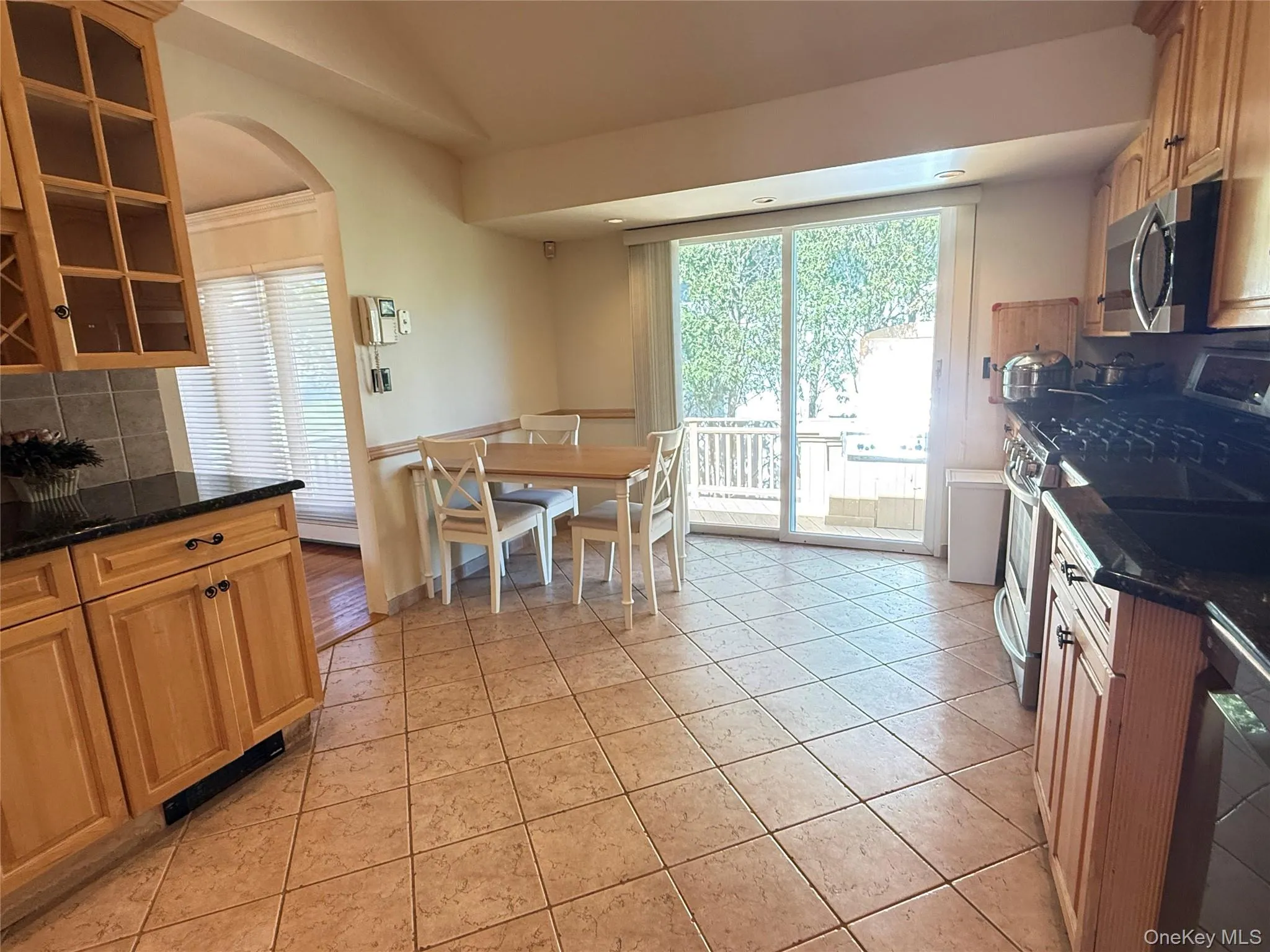 14 Millpond, Oyster Bay, NY, 3 Bedrooms Bedrooms, 7 Rooms Rooms,2 BathroomsBathrooms,Residential Lease,For Rent,Millpond,0,998295 14 Millpond, Oyster Bay, NY, 3 Bedrooms Bedrooms, 7 Rooms Rooms,2 BathroomsBathrooms,Residential Lease,For Rent,Millpond,0,998295