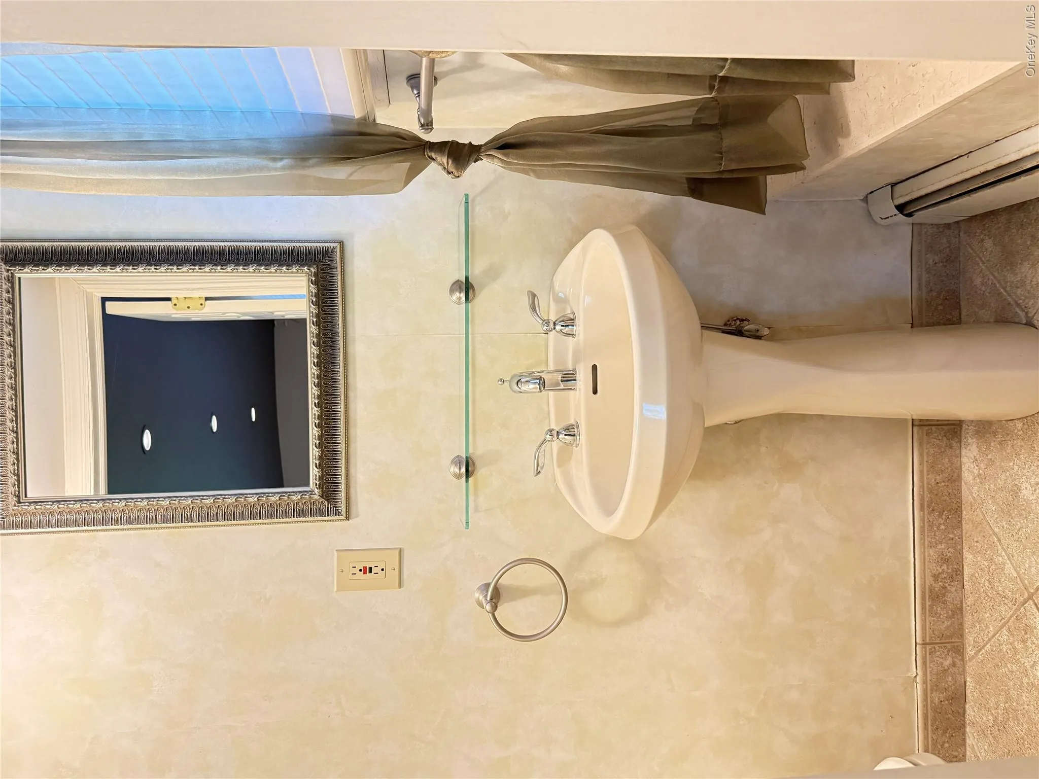 14 Millpond, Oyster Bay, NY, 3 Bedrooms Bedrooms, 7 Rooms Rooms,2 BathroomsBathrooms,Residential Lease,For Rent,Millpond,0,998295 14 Millpond, Oyster Bay, NY, 3 Bedrooms Bedrooms, 7 Rooms Rooms,2 BathroomsBathrooms,Residential Lease,For Rent,Millpond,0,998295
