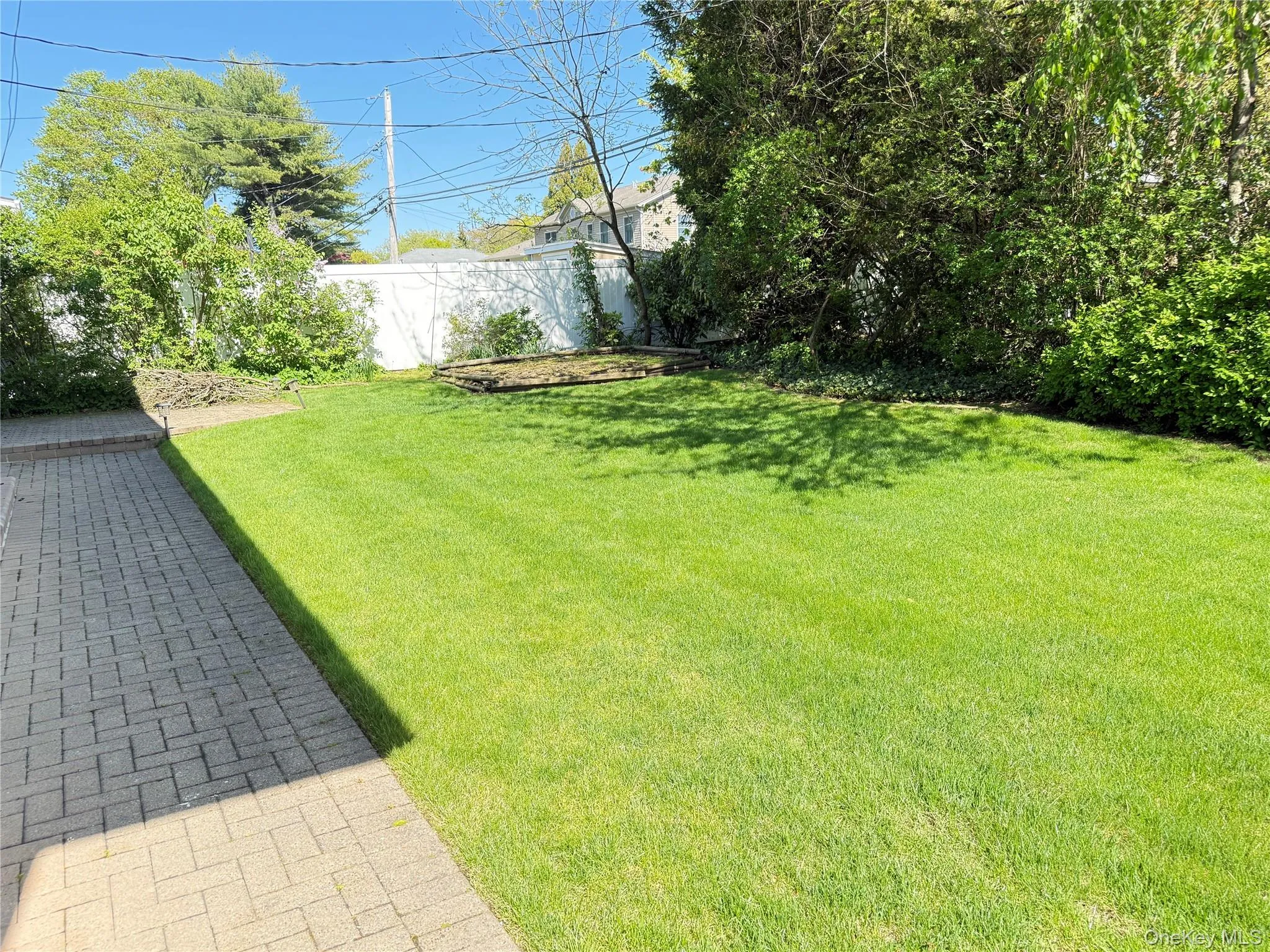 14 Millpond, Oyster Bay, NY, 3 Bedrooms Bedrooms, 7 Rooms Rooms,2 BathroomsBathrooms,Residential Lease,For Rent,Millpond,0,998295 14 Millpond, Oyster Bay, NY, 3 Bedrooms Bedrooms, 7 Rooms Rooms,2 BathroomsBathrooms,Residential Lease,For Rent,Millpond,0,998295