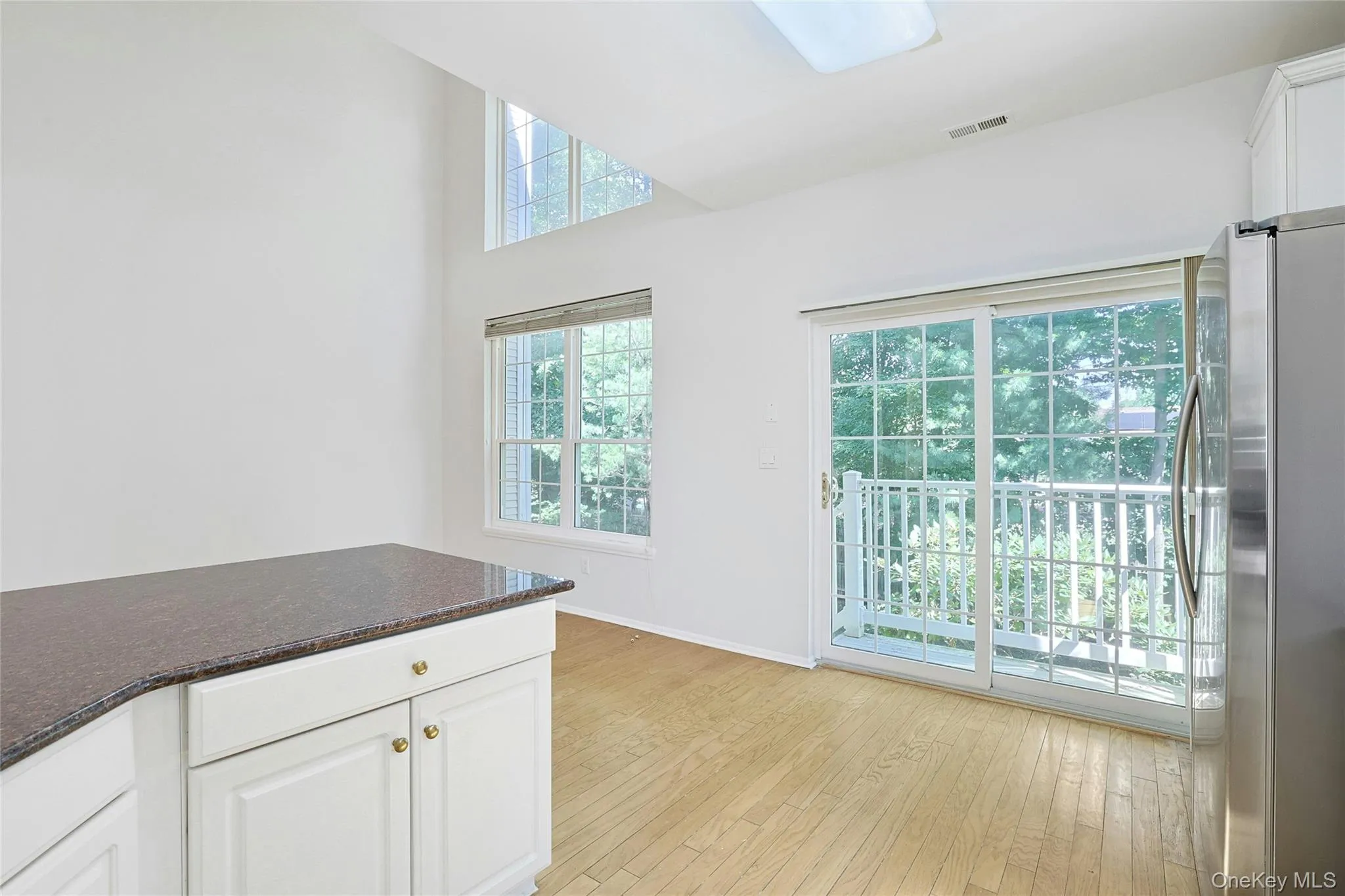 91 Meadow Lane, Clarkstown, NY, 2 Bedrooms Bedrooms, 7 Rooms Rooms,3 BathroomsBathrooms,Residential,For Rent,Meadow,0,998296 91 Meadow Lane, Clarkstown, NY, 2 Bedrooms Bedrooms, 7 Rooms Rooms,3 BathroomsBathrooms,Residential,For Rent,Meadow,0,998296