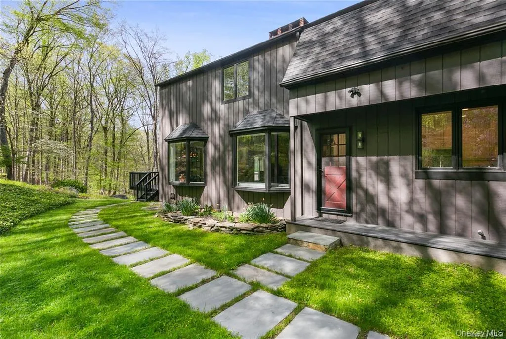 21 Beech Hill Lane, Pound Ridge, NY, 3 Bedrooms Bedrooms, 12 Rooms Rooms,3 BathroomsBathrooms,Residential Lease,For Rent,Beech Hill,0,998306 21 Beech Hill Lane, Pound Ridge, NY, 3 Bedrooms Bedrooms, 12 Rooms Rooms,3 BathroomsBathrooms,Residential Lease,For Rent,Beech Hill,0,998306
