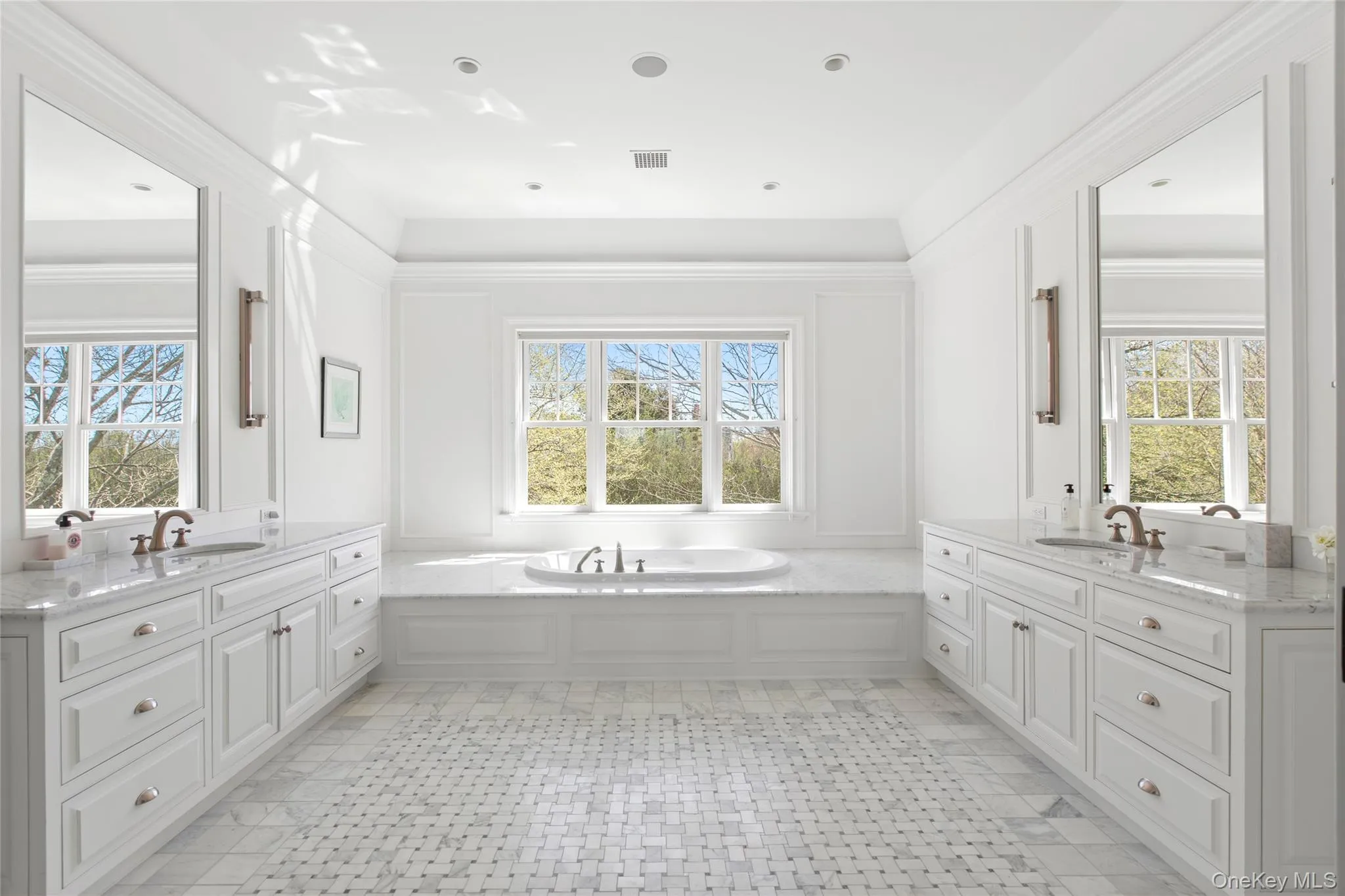 672 Halsey Lane, Southampton, NY, 9 Bedrooms Bedrooms, 32 Rooms Rooms,11 BathroomsBathrooms,Residential,For Rent,Halsey,0,998314 672 Halsey Lane, Southampton, NY, 9 Bedrooms Bedrooms, 32 Rooms Rooms,11 BathroomsBathrooms,Residential,For Rent,Halsey,0,998314