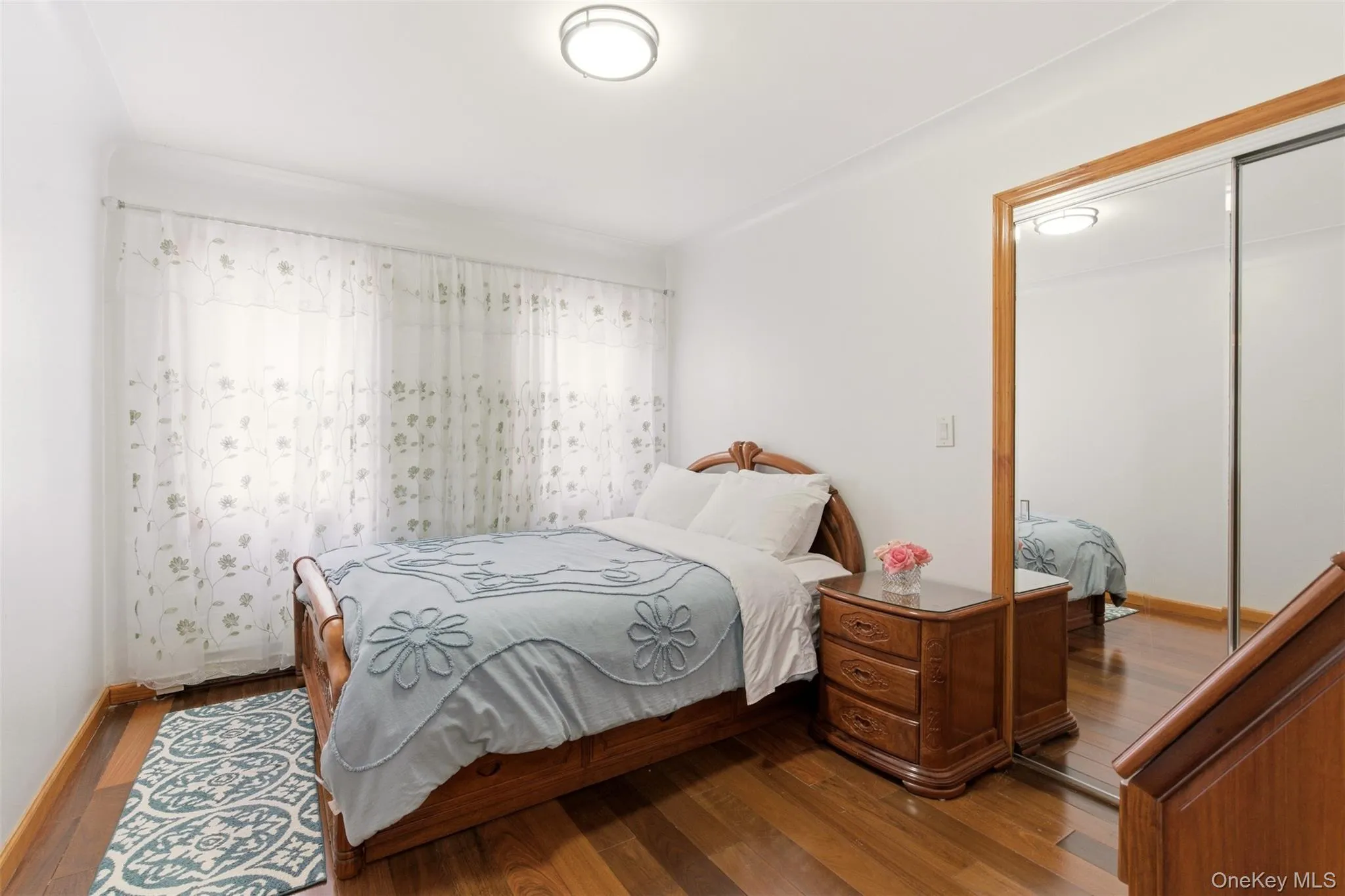 319 38th Road, New York, NY, 4 Bedrooms Bedrooms, 11 Rooms Rooms,4 BathroomsBathrooms,Residential Sale,For Rent,38th,0,998320 319 38th Road, New York, NY, 4 Bedrooms Bedrooms, 11 Rooms Rooms,4 BathroomsBathrooms,Residential Sale,For Rent,38th,0,998320