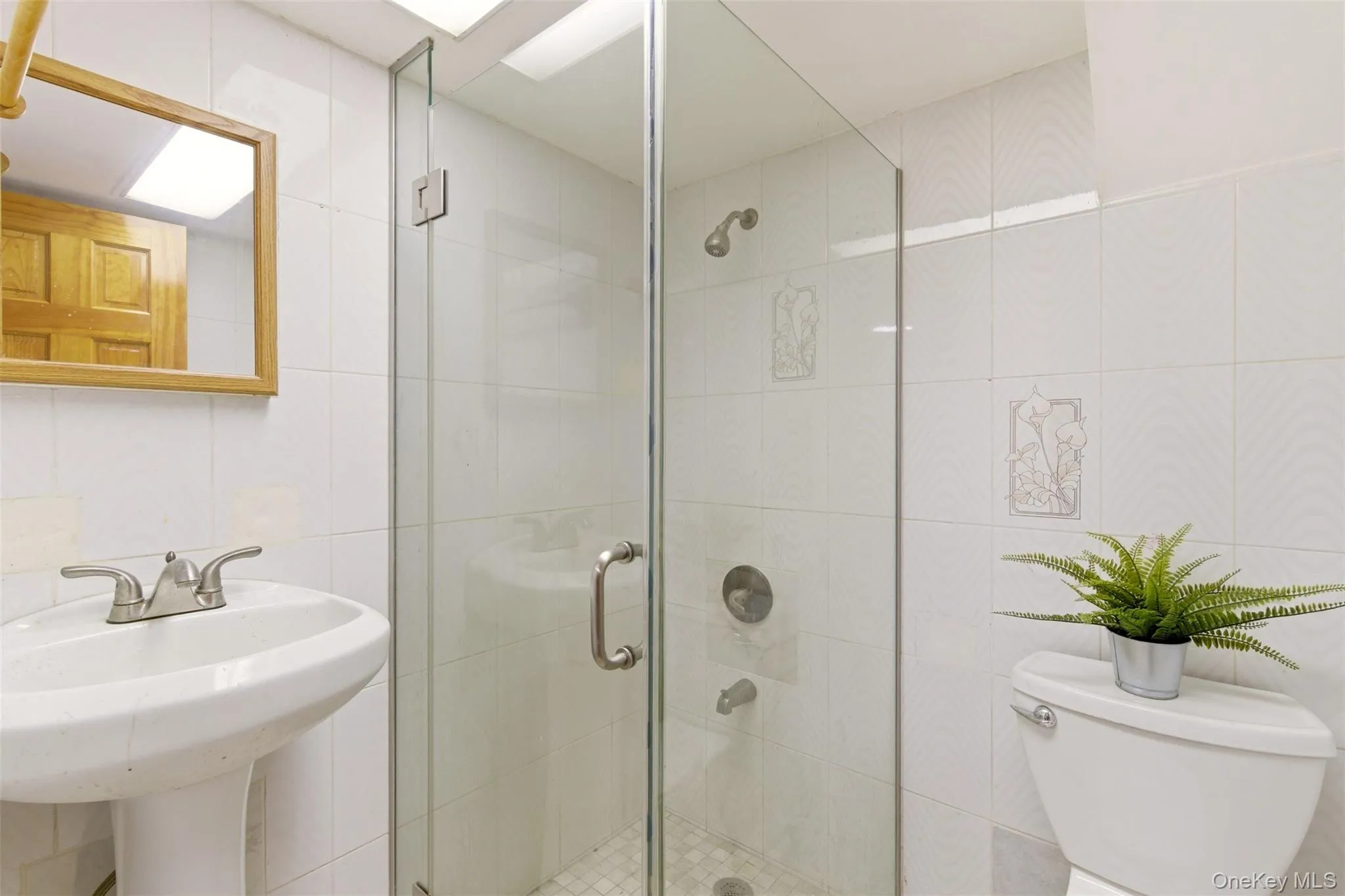 319 38th Road, New York, NY, 4 Bedrooms Bedrooms, 11 Rooms Rooms,4 BathroomsBathrooms,Residential Sale,For Rent,38th,0,998320 319 38th Road, New York, NY, 4 Bedrooms Bedrooms, 11 Rooms Rooms,4 BathroomsBathrooms,Residential Sale,For Rent,38th,0,998320