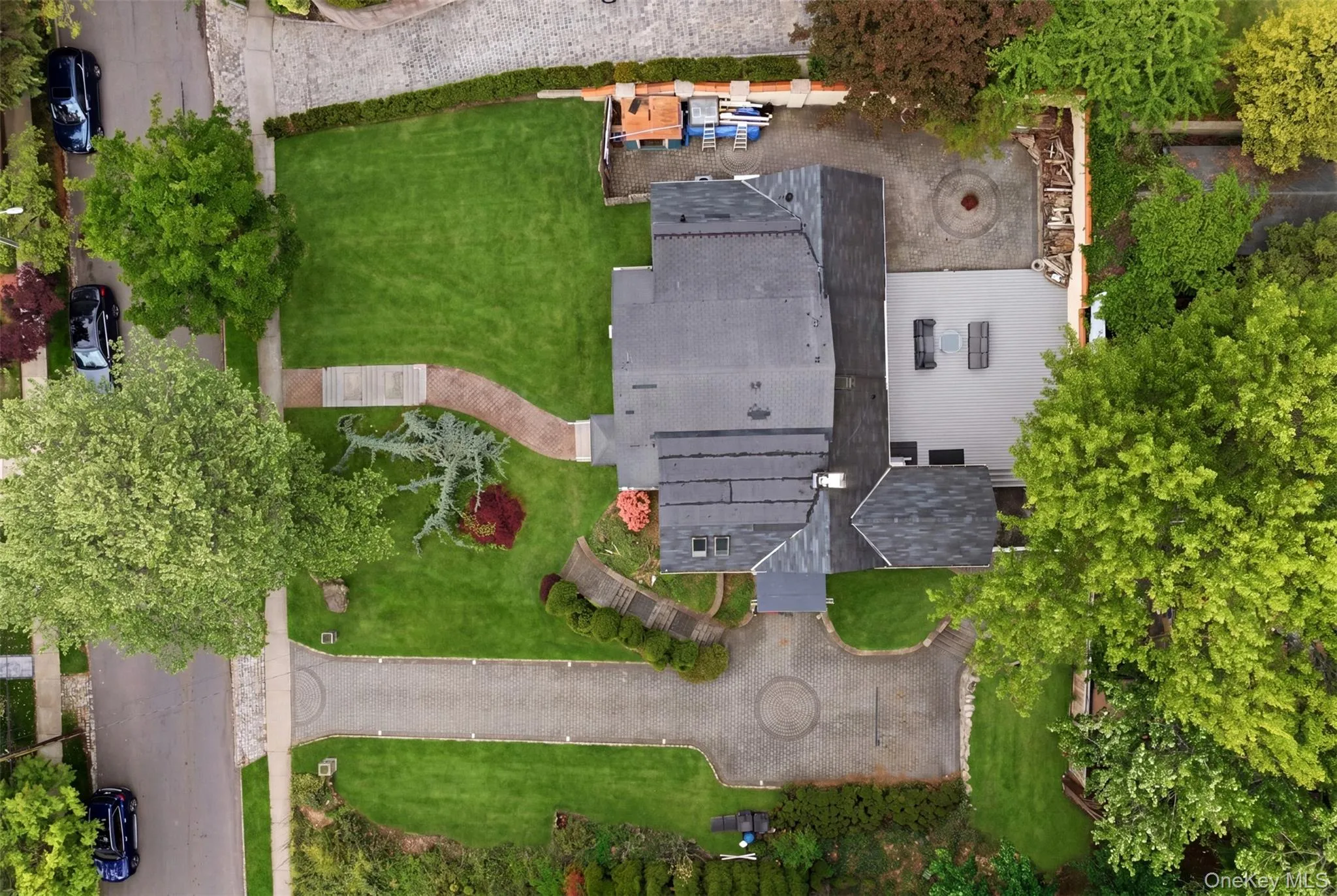 319 38th Road, New York, NY, 4 Bedrooms Bedrooms, 11 Rooms Rooms,4 BathroomsBathrooms,Residential Sale,For Rent,38th,0,998320 319 38th Road, New York, NY, 4 Bedrooms Bedrooms, 11 Rooms Rooms,4 BathroomsBathrooms,Residential Sale,For Rent,38th,0,998320