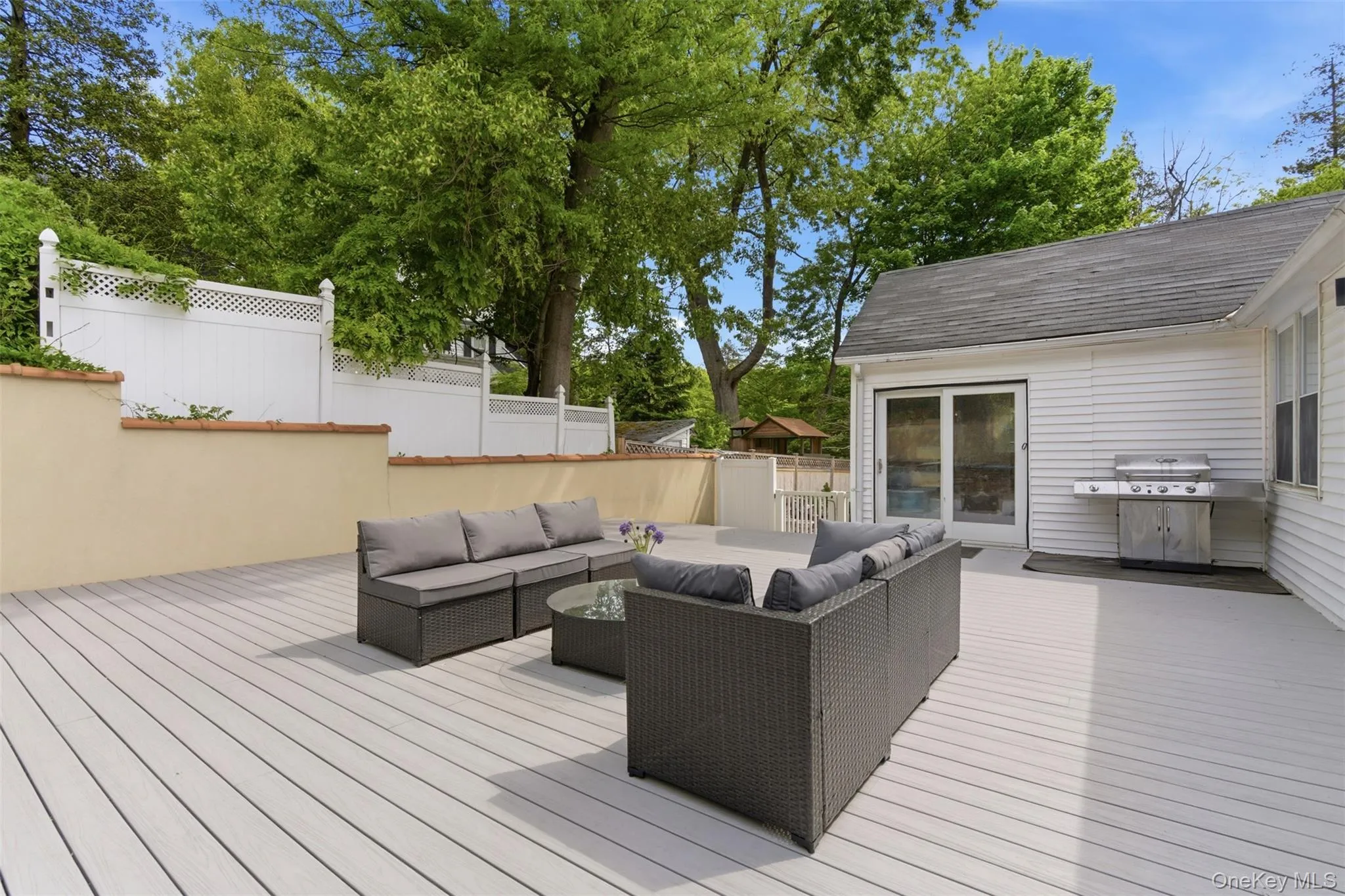 319 38th Road, New York, NY, 4 Bedrooms Bedrooms, 11 Rooms Rooms,4 BathroomsBathrooms,Residential Sale,For Rent,38th,0,998320 319 38th Road, New York, NY, 4 Bedrooms Bedrooms, 11 Rooms Rooms,4 BathroomsBathrooms,Residential Sale,For Rent,38th,0,998320