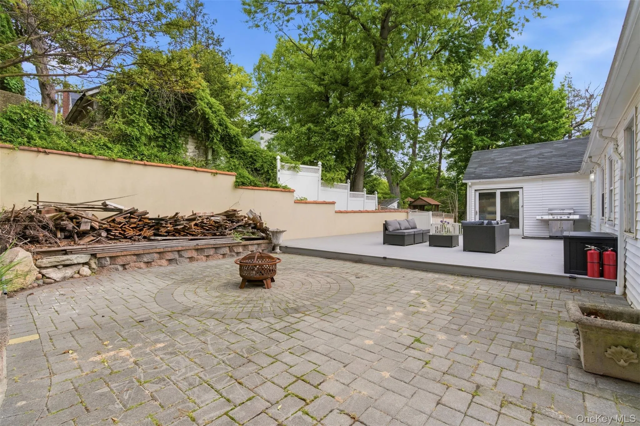 319 38th Road, New York, NY, 4 Bedrooms Bedrooms, 11 Rooms Rooms,4 BathroomsBathrooms,Residential Sale,For Rent,38th,0,998320 319 38th Road, New York, NY, 4 Bedrooms Bedrooms, 11 Rooms Rooms,4 BathroomsBathrooms,Residential Sale,For Rent,38th,0,998320