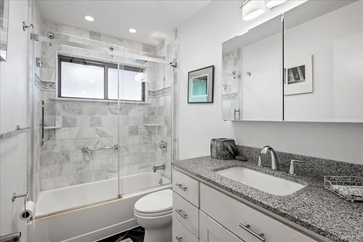 9 Salisbury Place, Orangetown, NY, 3 Bedrooms Bedrooms, 7 Rooms Rooms,2 BathroomsBathrooms,Residential Sale,For Rent,Salisbury,0,998327 9 Salisbury Place, Orangetown, NY, 3 Bedrooms Bedrooms, 7 Rooms Rooms,2 BathroomsBathrooms,Residential Sale,For Rent,Salisbury,0,998327