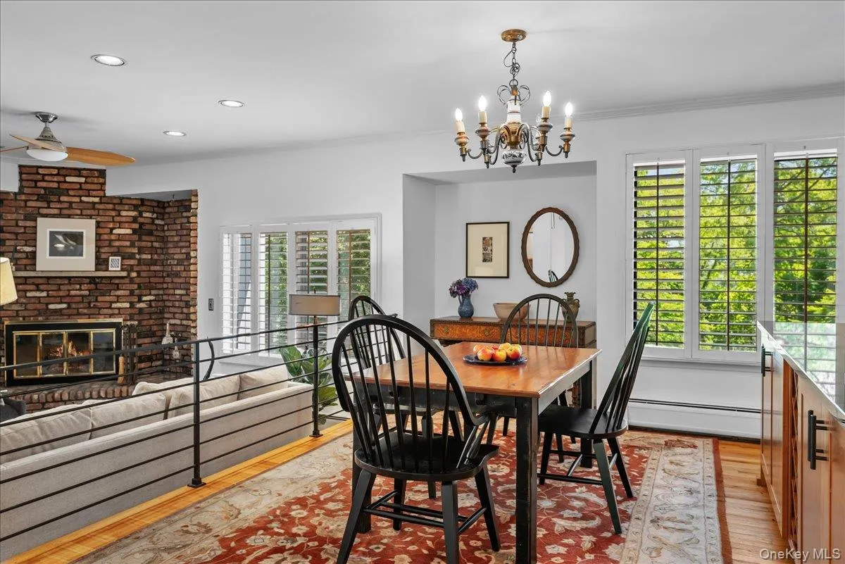 9 Salisbury Place, Orangetown, NY, 3 Bedrooms Bedrooms, 7 Rooms Rooms,2 BathroomsBathrooms,Residential Sale,For Rent,Salisbury,0,998327 9 Salisbury Place, Orangetown, NY, 3 Bedrooms Bedrooms, 7 Rooms Rooms,2 BathroomsBathrooms,Residential Sale,For Rent,Salisbury,0,998327