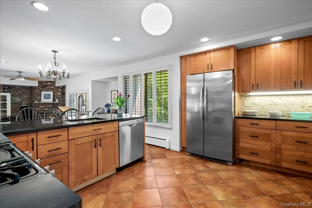 9 Salisbury Place, Orangetown, NY, 3 Bedrooms Bedrooms, 7 Rooms Rooms,2 BathroomsBathrooms,Residential Sale,For Rent,Salisbury,0,998327 9 Salisbury Place, Orangetown, NY, 3 Bedrooms Bedrooms, 7 Rooms Rooms,2 BathroomsBathrooms,Residential Sale,For Rent,Salisbury,0,998327