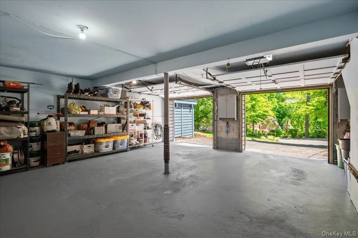 9 Salisbury Place, Orangetown, NY, 3 Bedrooms Bedrooms, 7 Rooms Rooms,2 BathroomsBathrooms,Residential Sale,For Rent,Salisbury,0,998327 9 Salisbury Place, Orangetown, NY, 3 Bedrooms Bedrooms, 7 Rooms Rooms,2 BathroomsBathrooms,Residential Sale,For Rent,Salisbury,0,998327