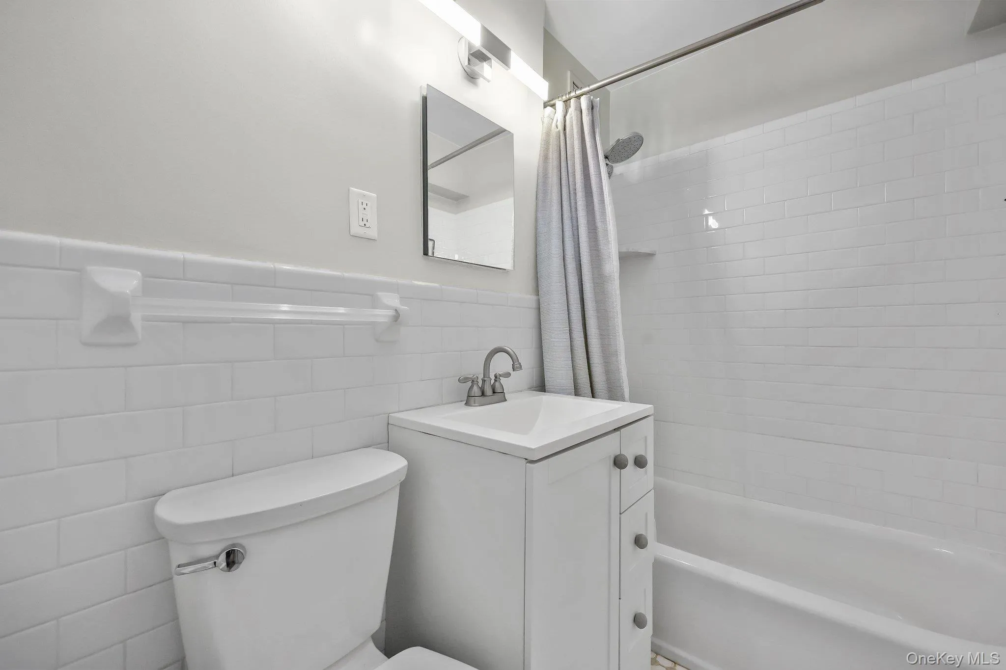 52 Lafayette Place, Greenwich, CT, 3 Rooms Rooms,1 BathroomBathrooms,Residential Sale,For Rent,Lafayette,0,998329 52 Lafayette Place, Greenwich, CT, 3 Rooms Rooms,1 BathroomBathrooms,Residential Sale,For Rent,Lafayette,0,998329