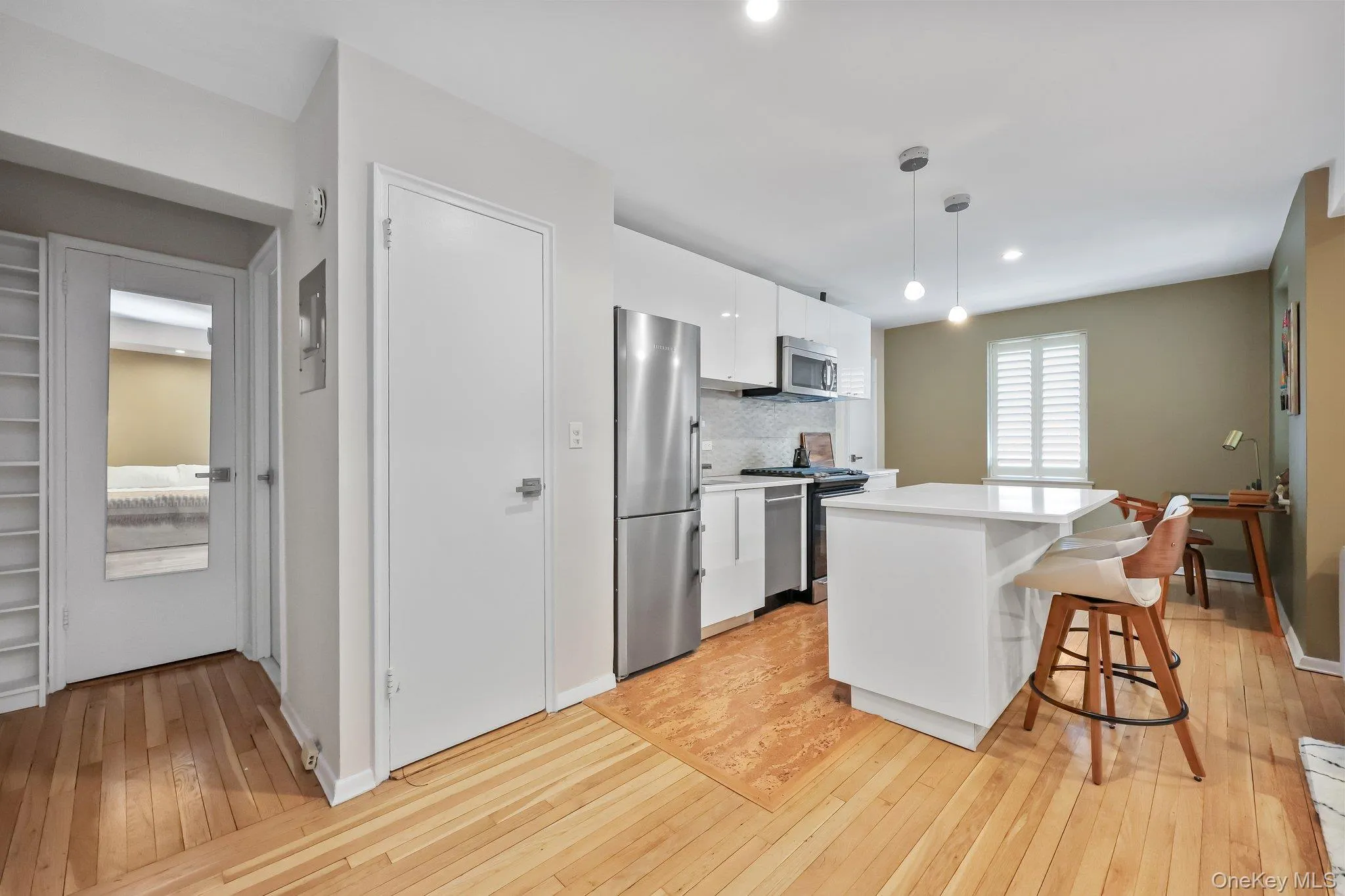 52 Lafayette Place, Greenwich, CT, 3 Rooms Rooms,1 BathroomBathrooms,Residential Sale,For Rent,Lafayette,0,998329 52 Lafayette Place, Greenwich, CT, 3 Rooms Rooms,1 BathroomBathrooms,Residential Sale,For Rent,Lafayette,0,998329