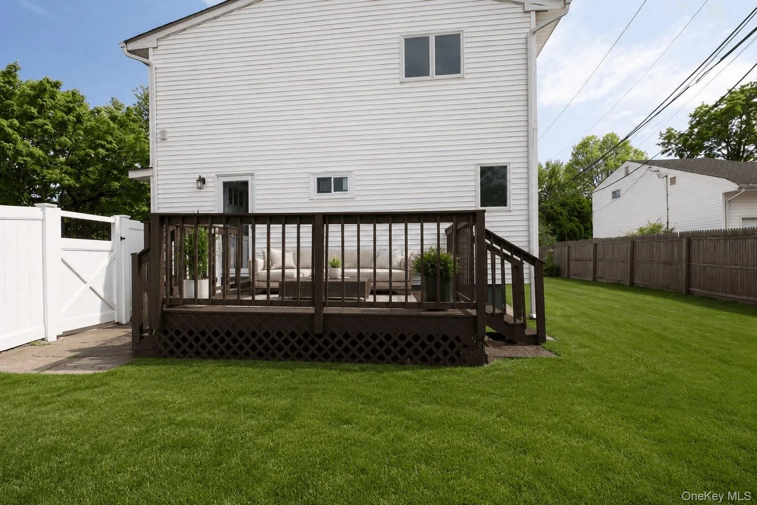 Side deck Side deck
