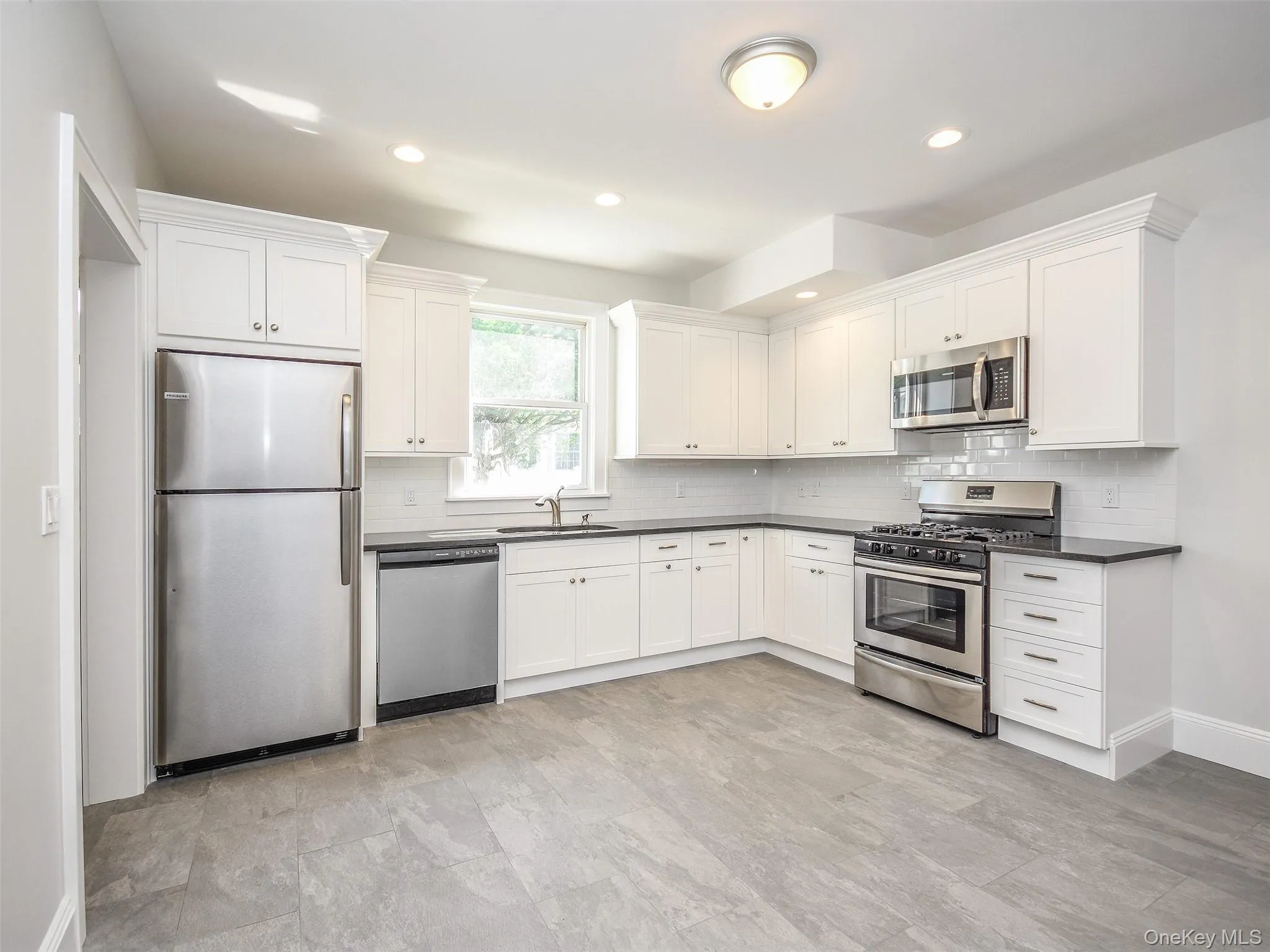 Stainless appliances Stainless appliances